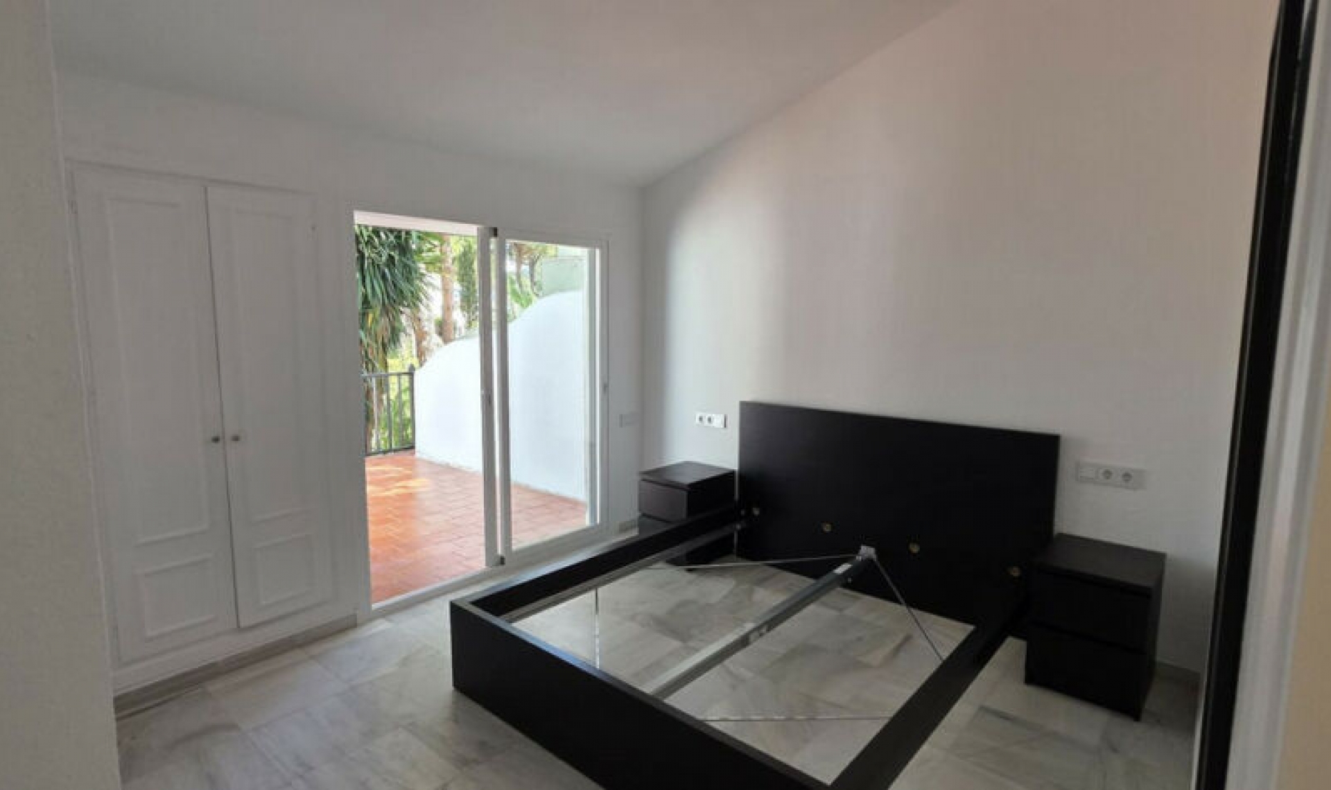 Resale - House -
Benamara