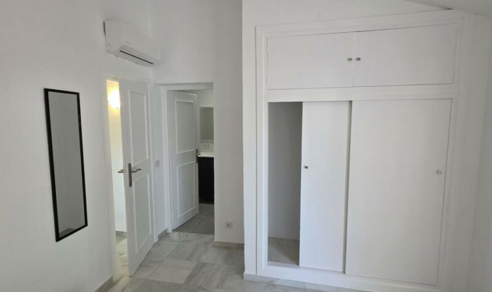 Resale - House -
Benamara