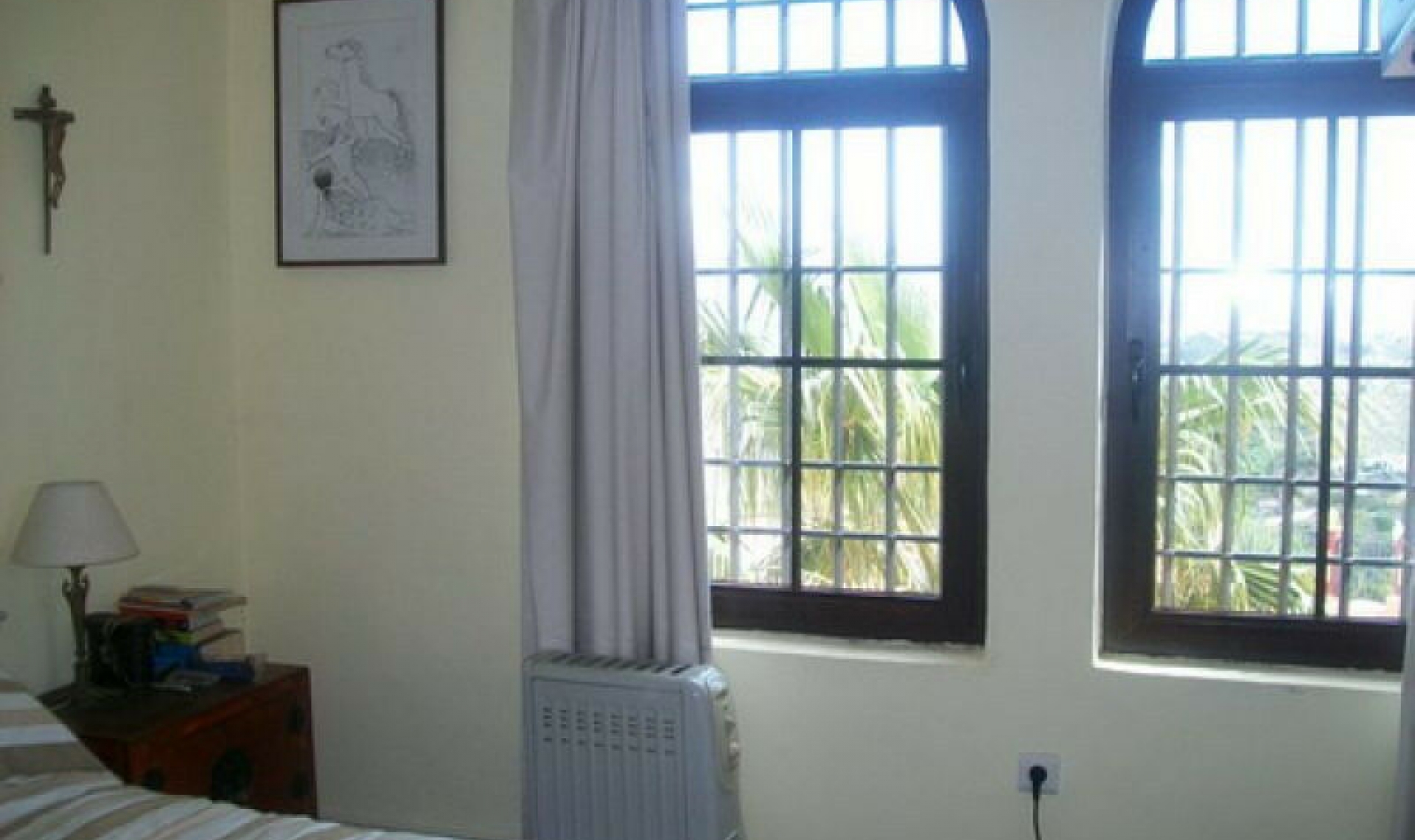 Resale - House -
Benamocarra