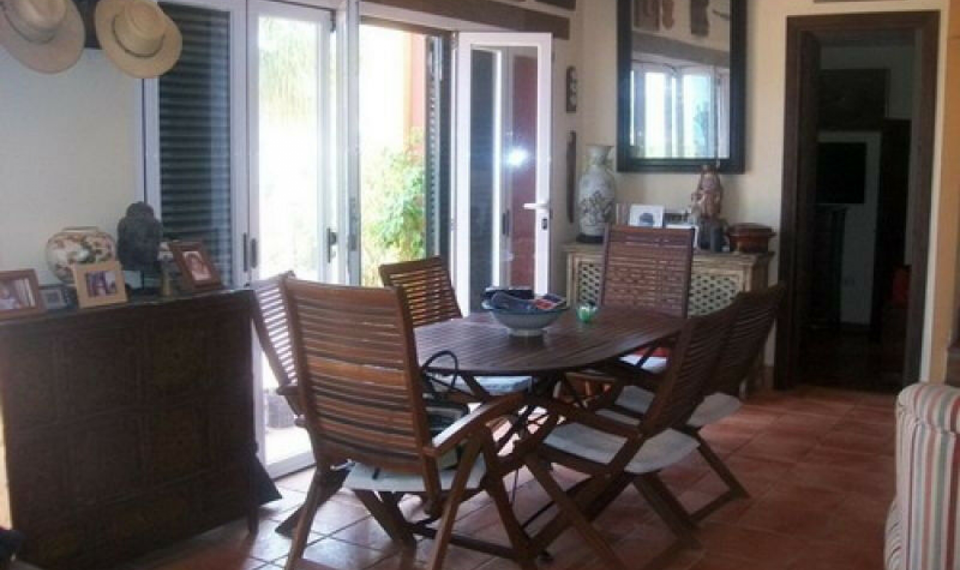Resale - House -
Benamocarra