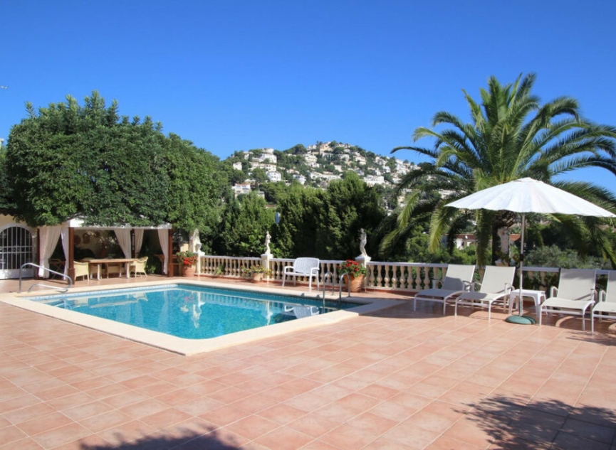 Resale - House -
Benissa