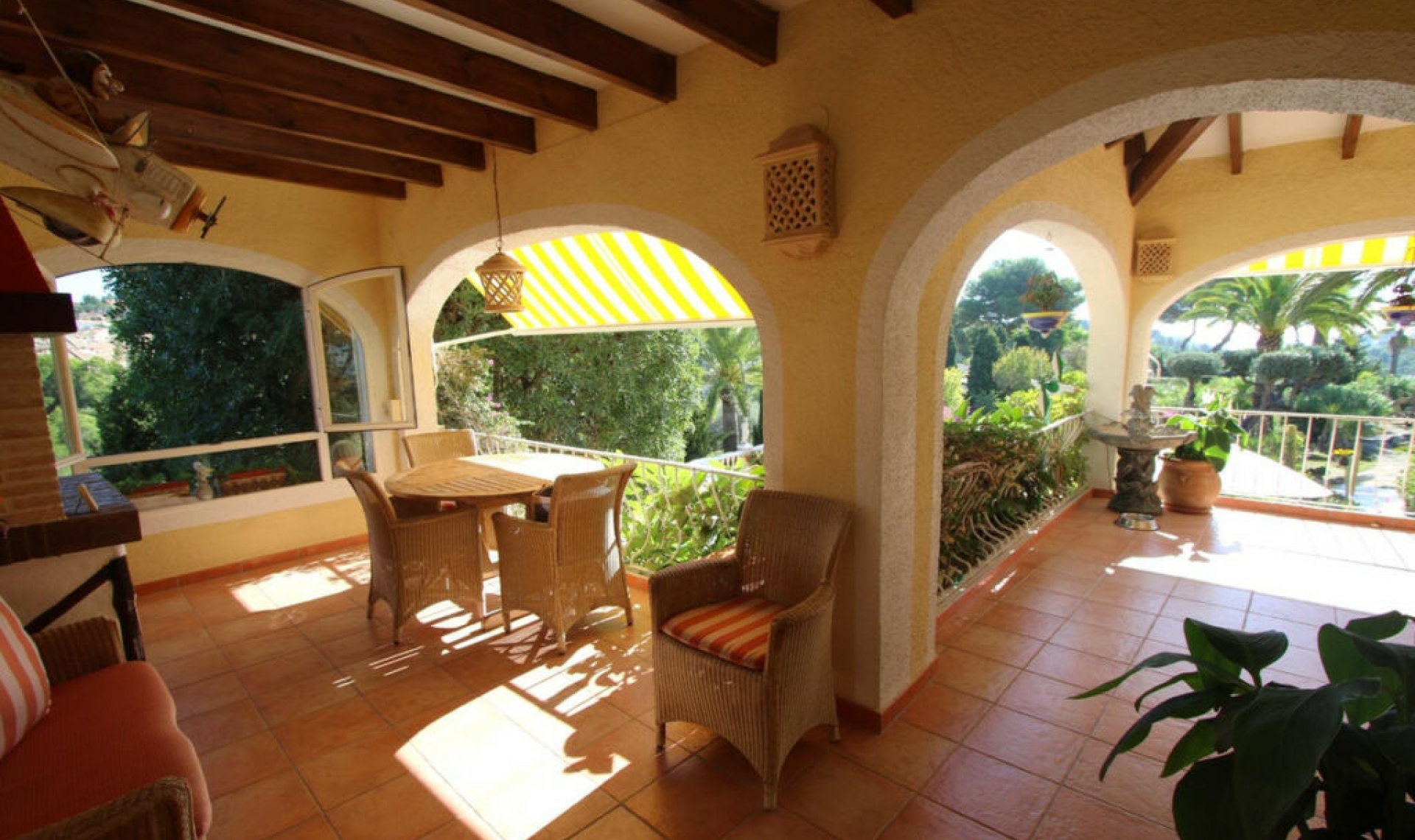Resale - House -
Benissa