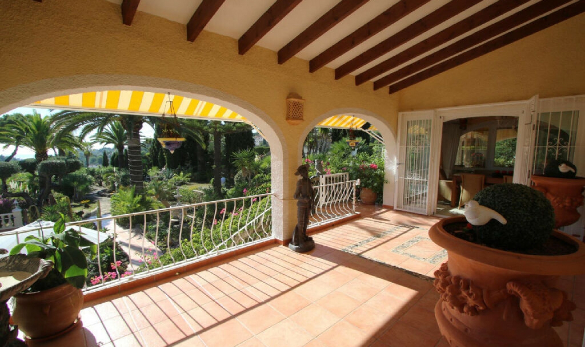 Resale - House -
Benissa