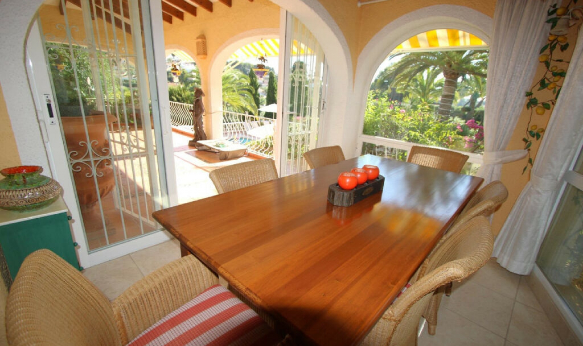 Resale - House -
Benissa