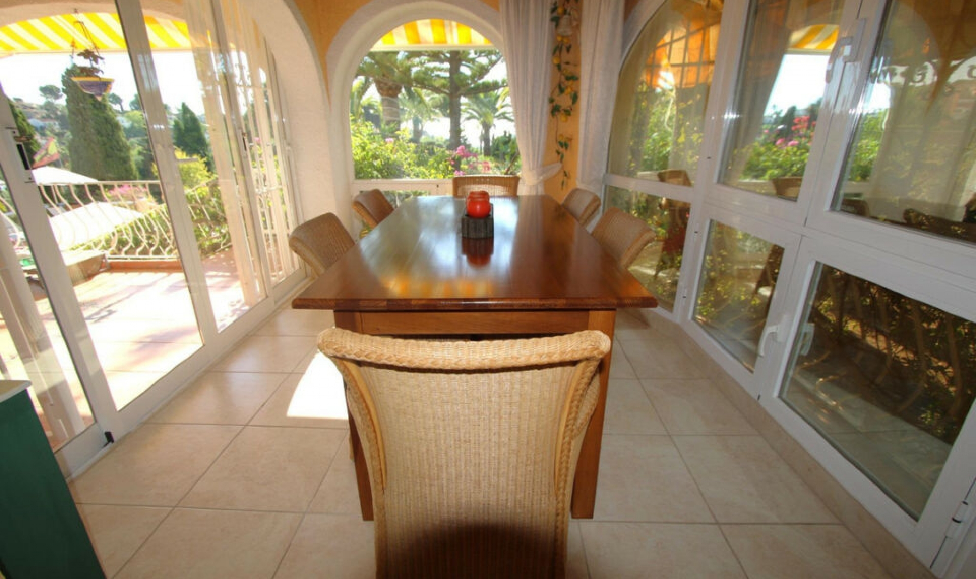 Resale - House -
Benissa