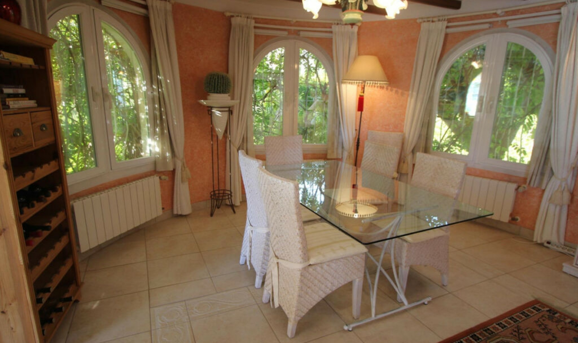 Resale - House -
Benissa