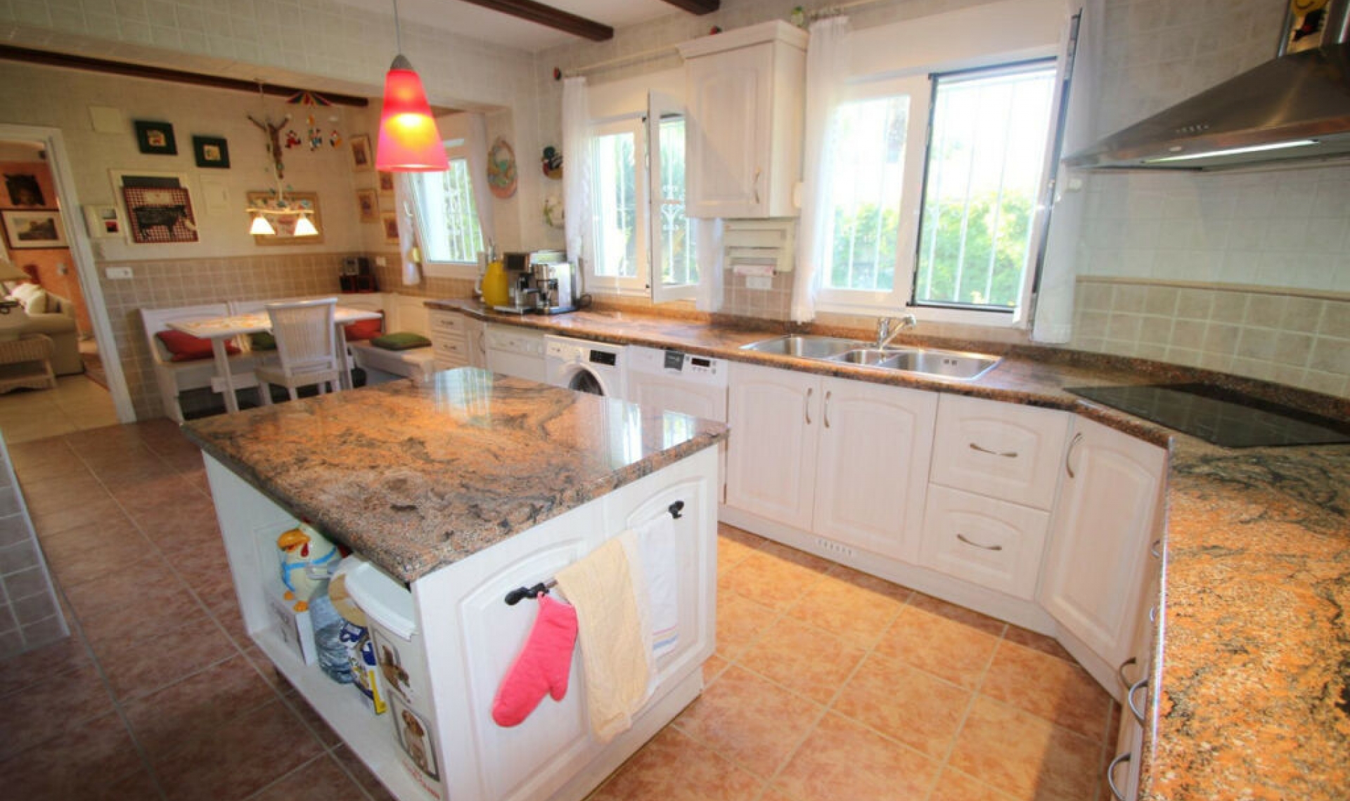 Resale - House -
Benissa