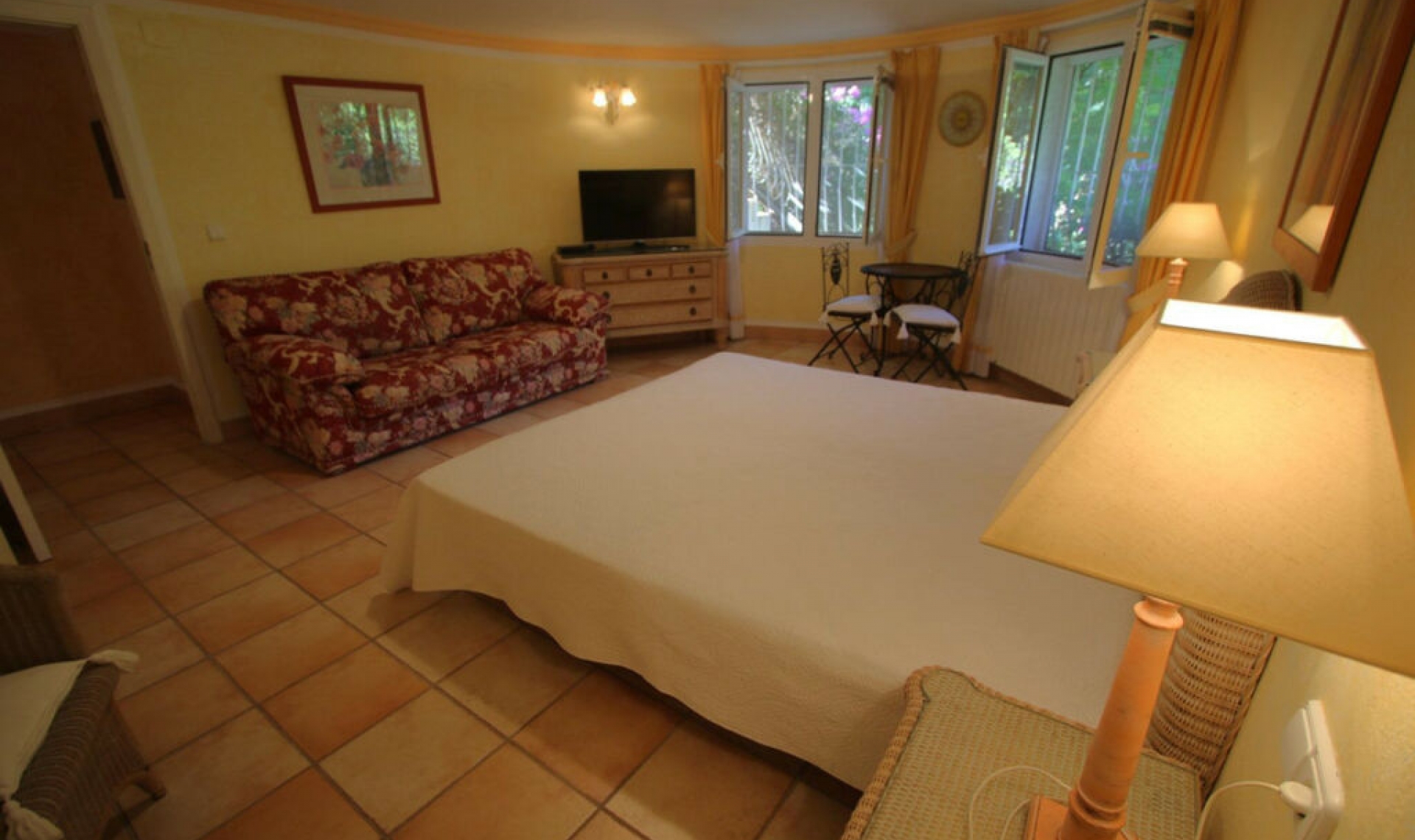 Resale - House -
Benissa