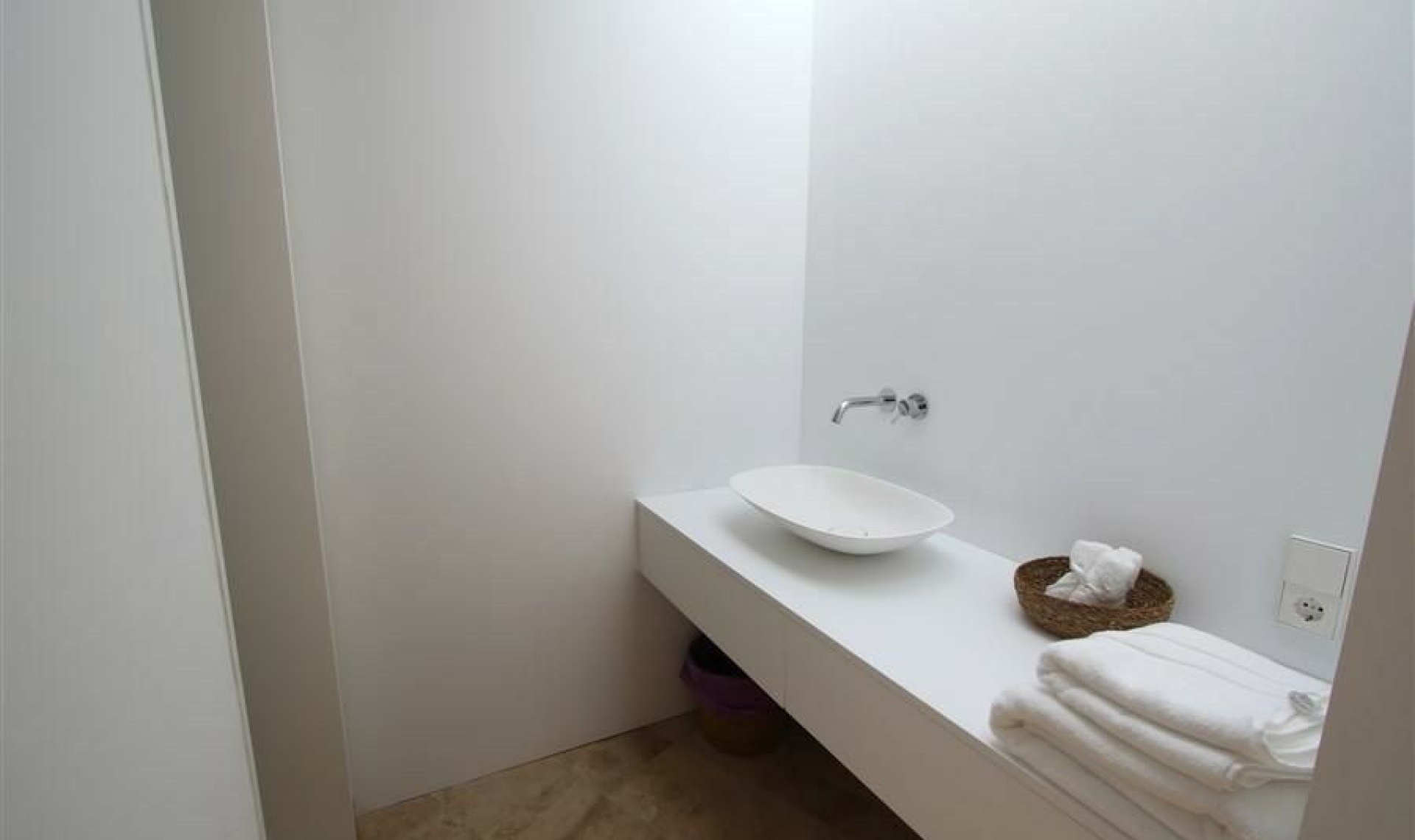 Resale - House -
Benissa