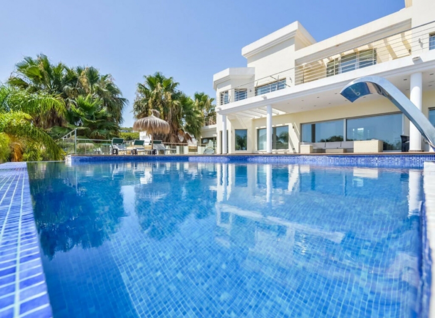 Resale - House -
Benissa