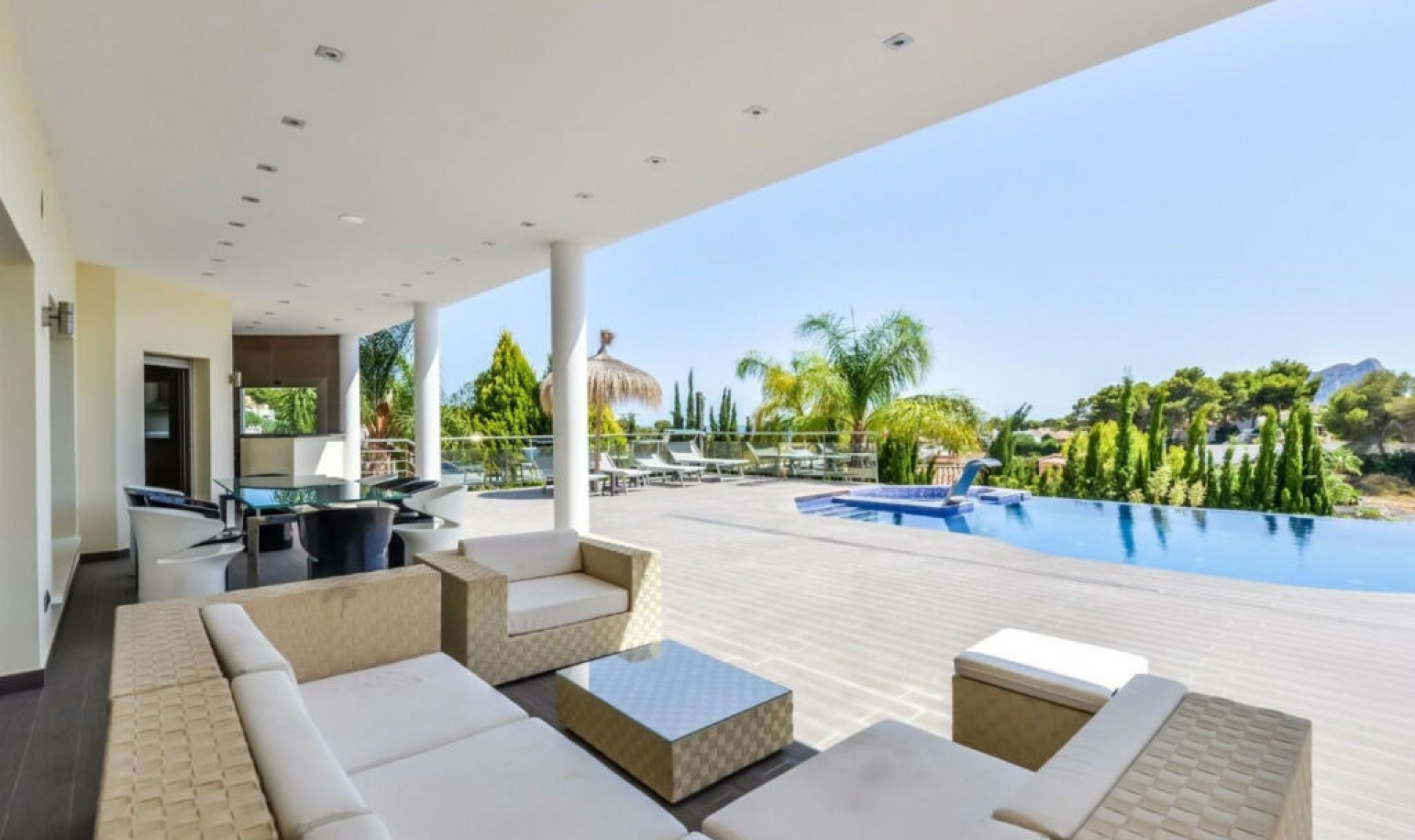 Resale - House -
Benissa