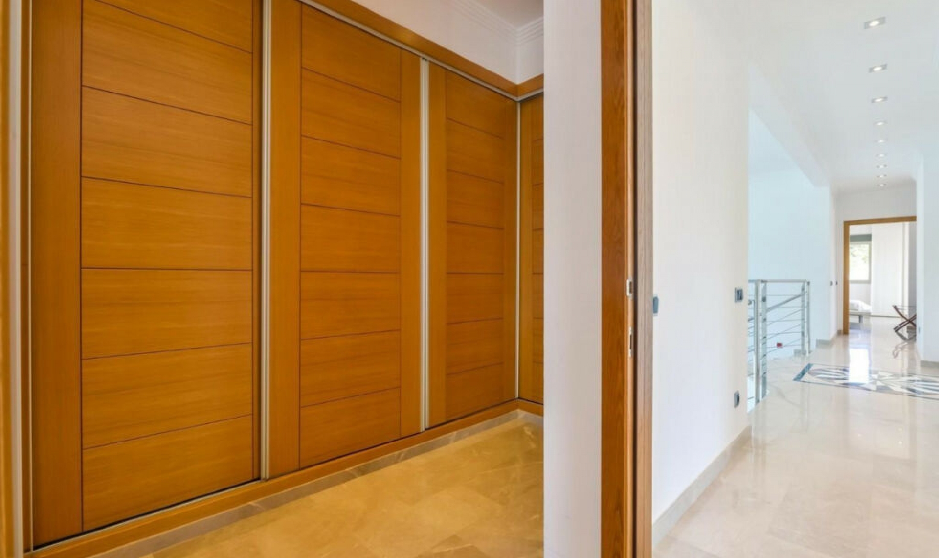 Resale - House -
Benissa