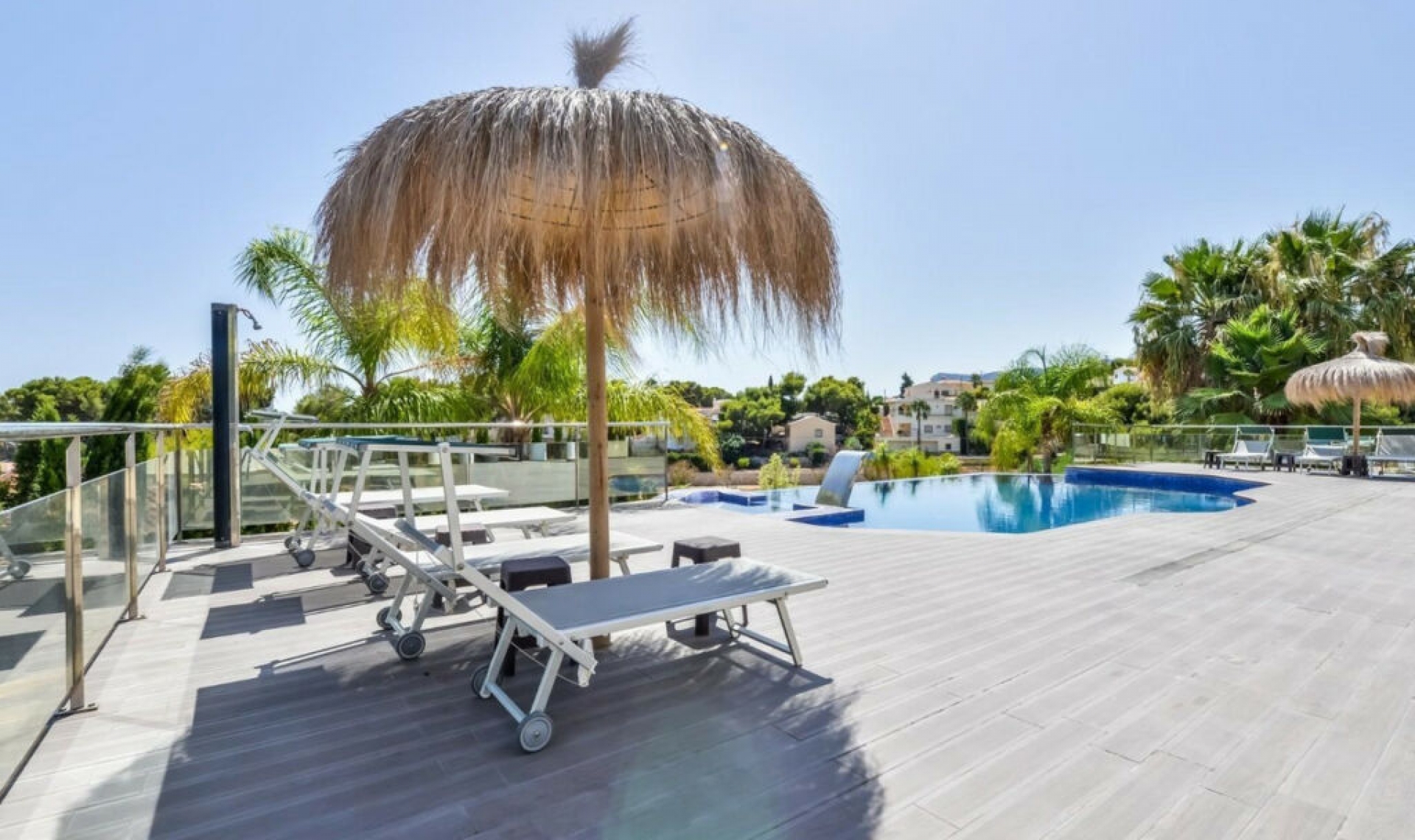 Resale - House -
Benissa