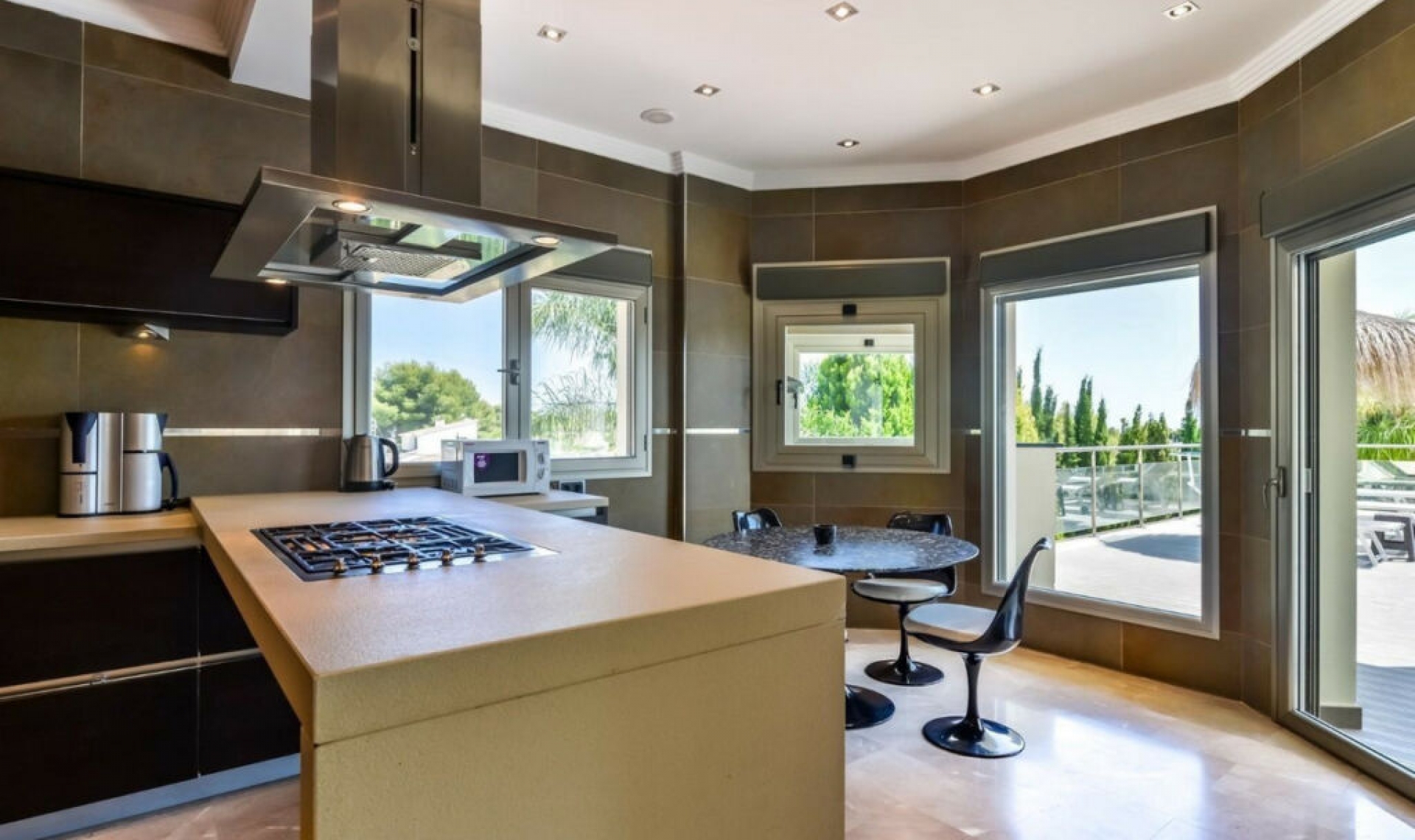 Resale - House -
Benissa