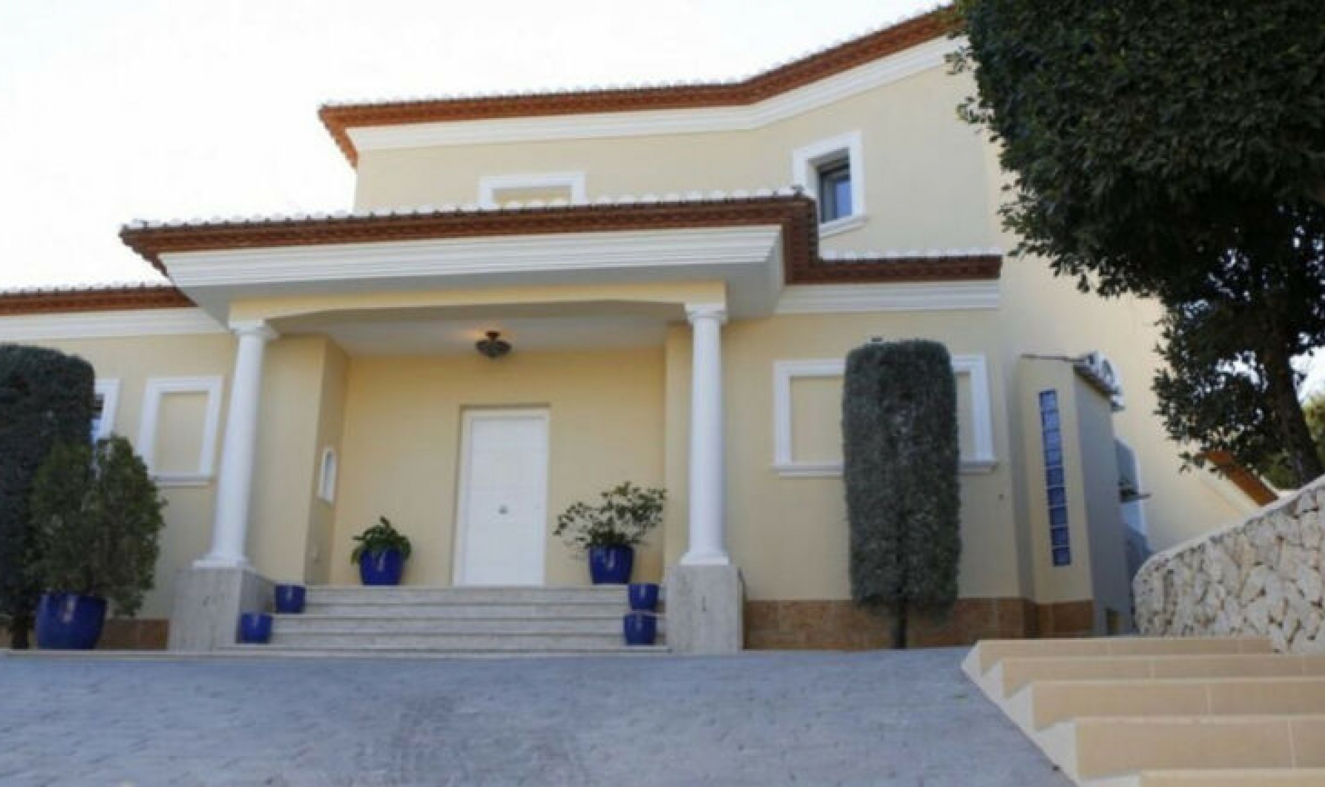 Resale - House -
Benissa