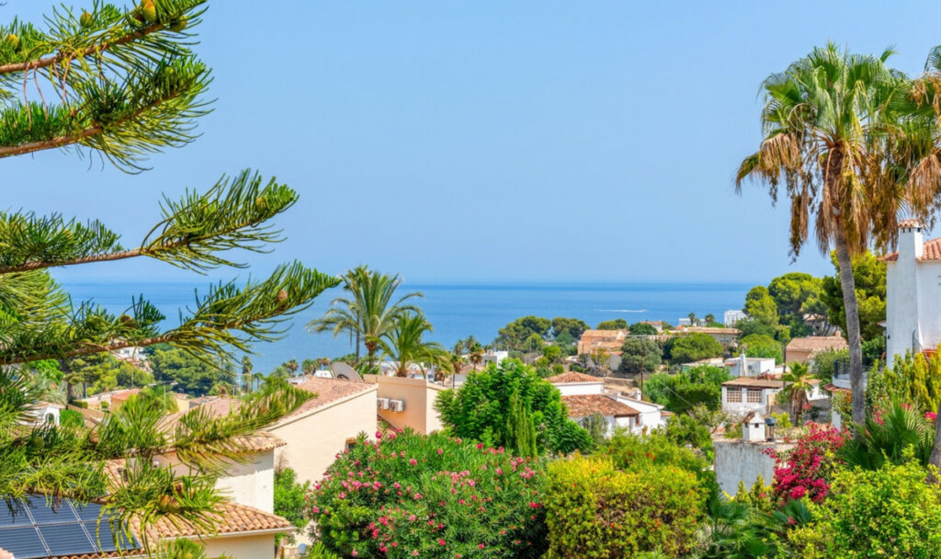 Resale - House -
Benissa