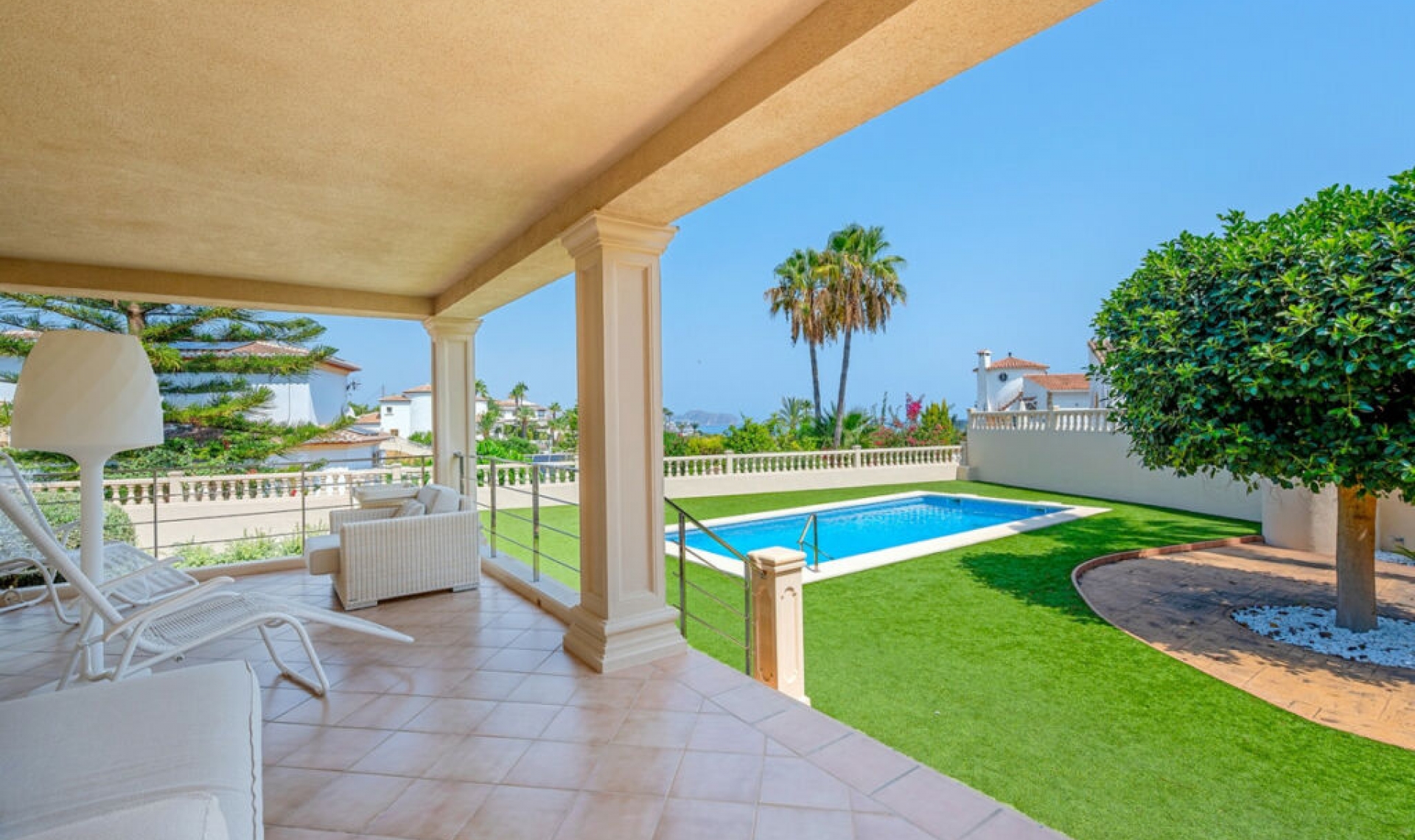 Resale - House -
Benissa