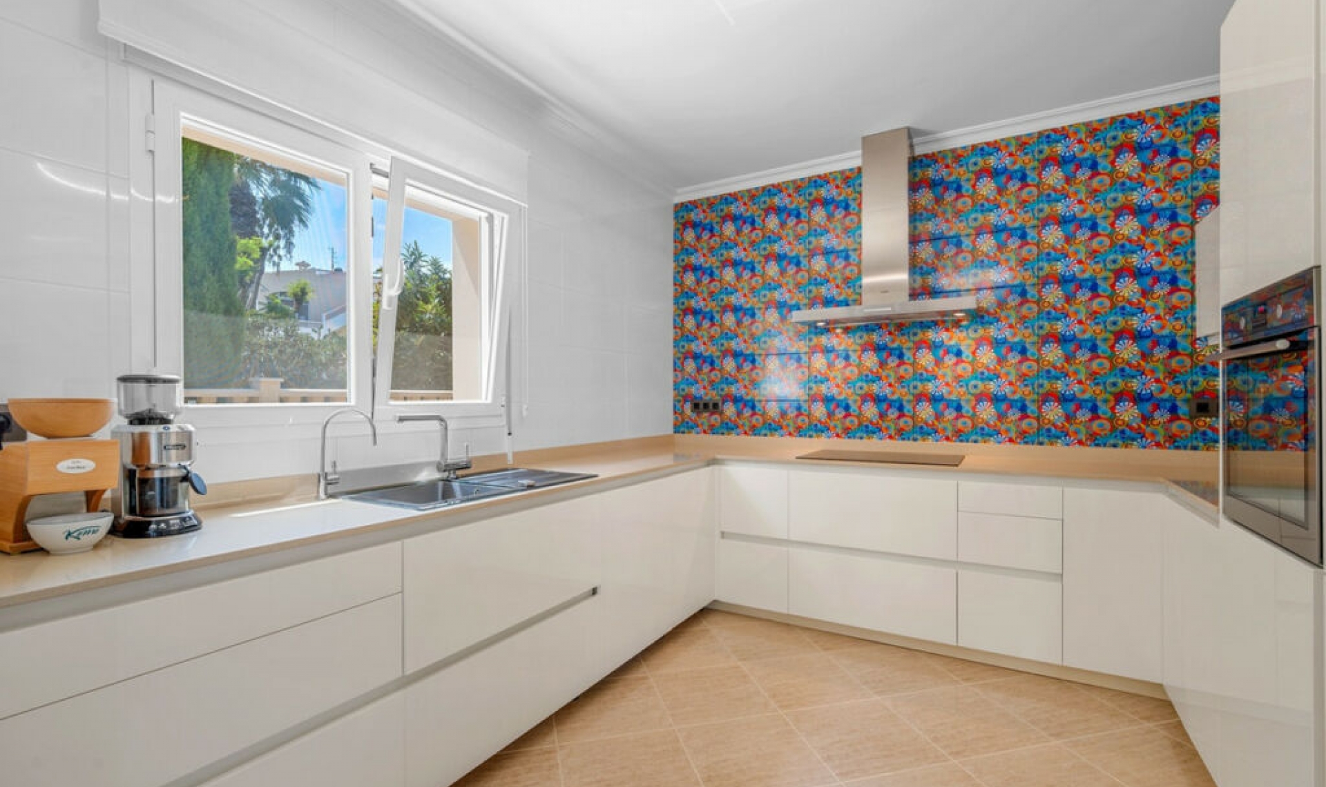 Resale - House -
Benissa