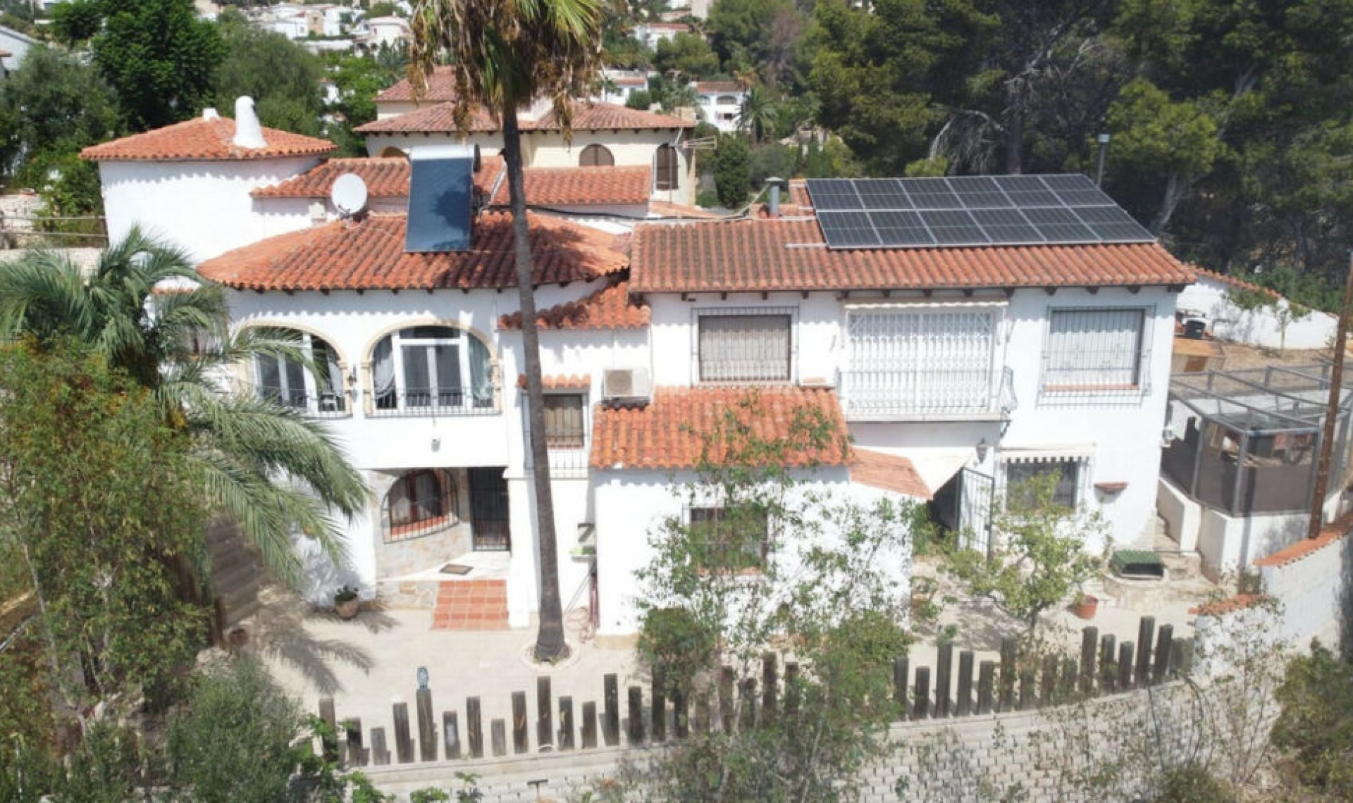 Resale - House -
Benissa