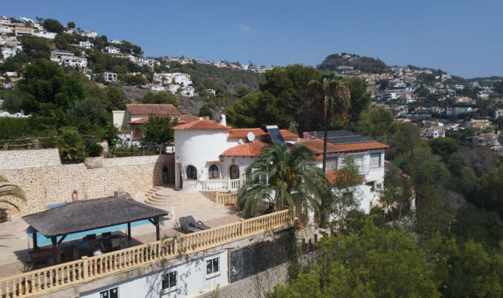 Resale - House -
Benissa