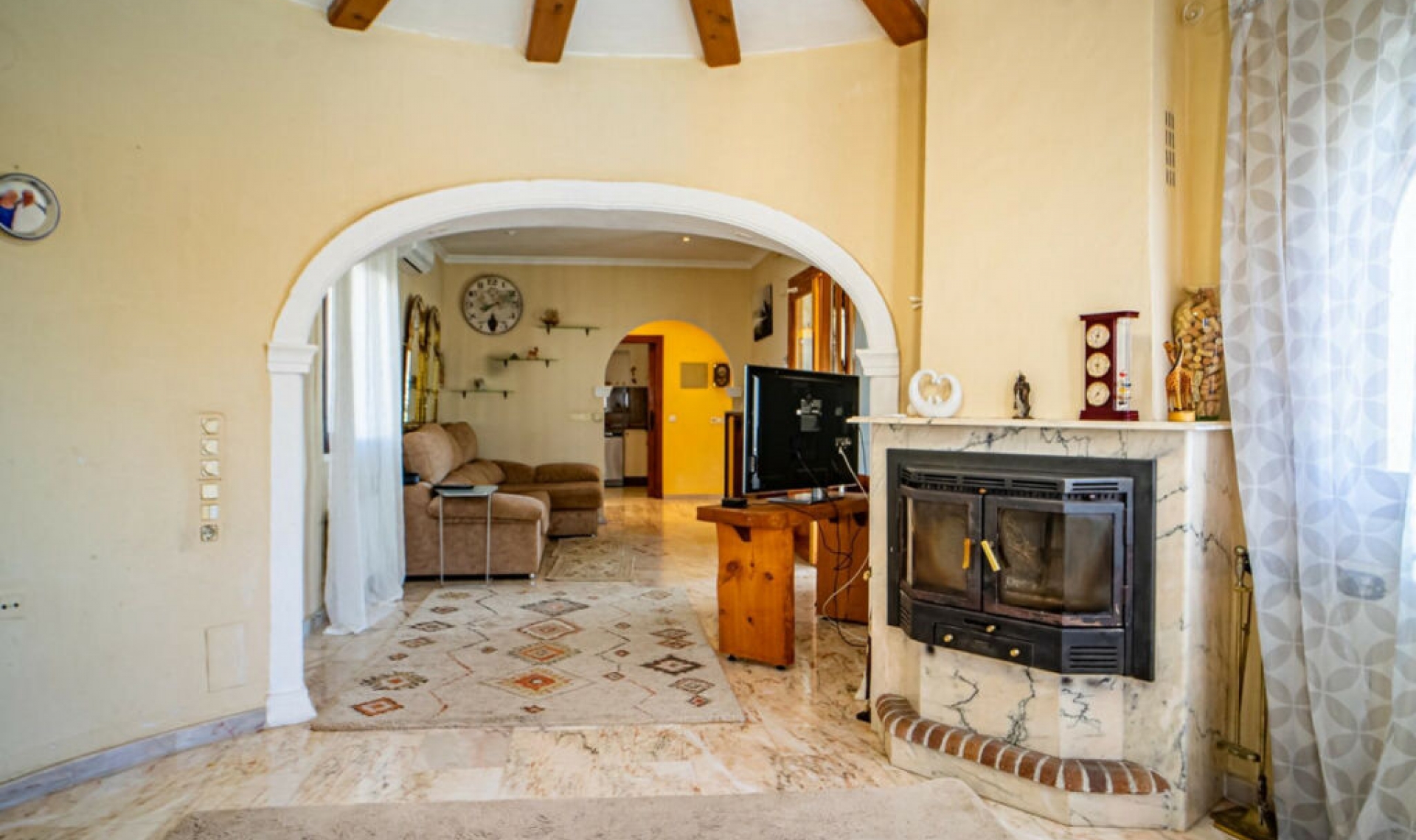 Resale - House -
Benissa