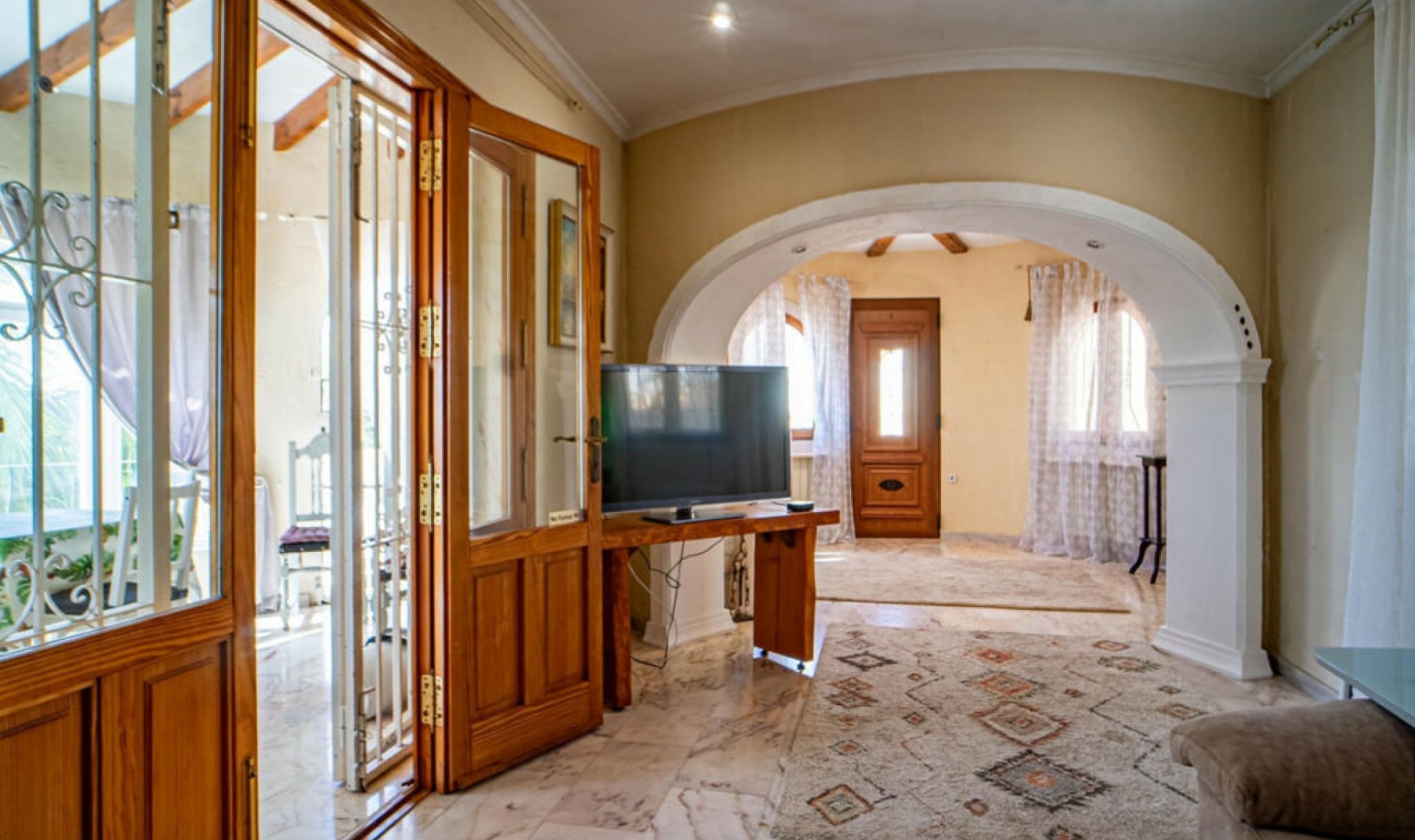 Resale - House -
Benissa