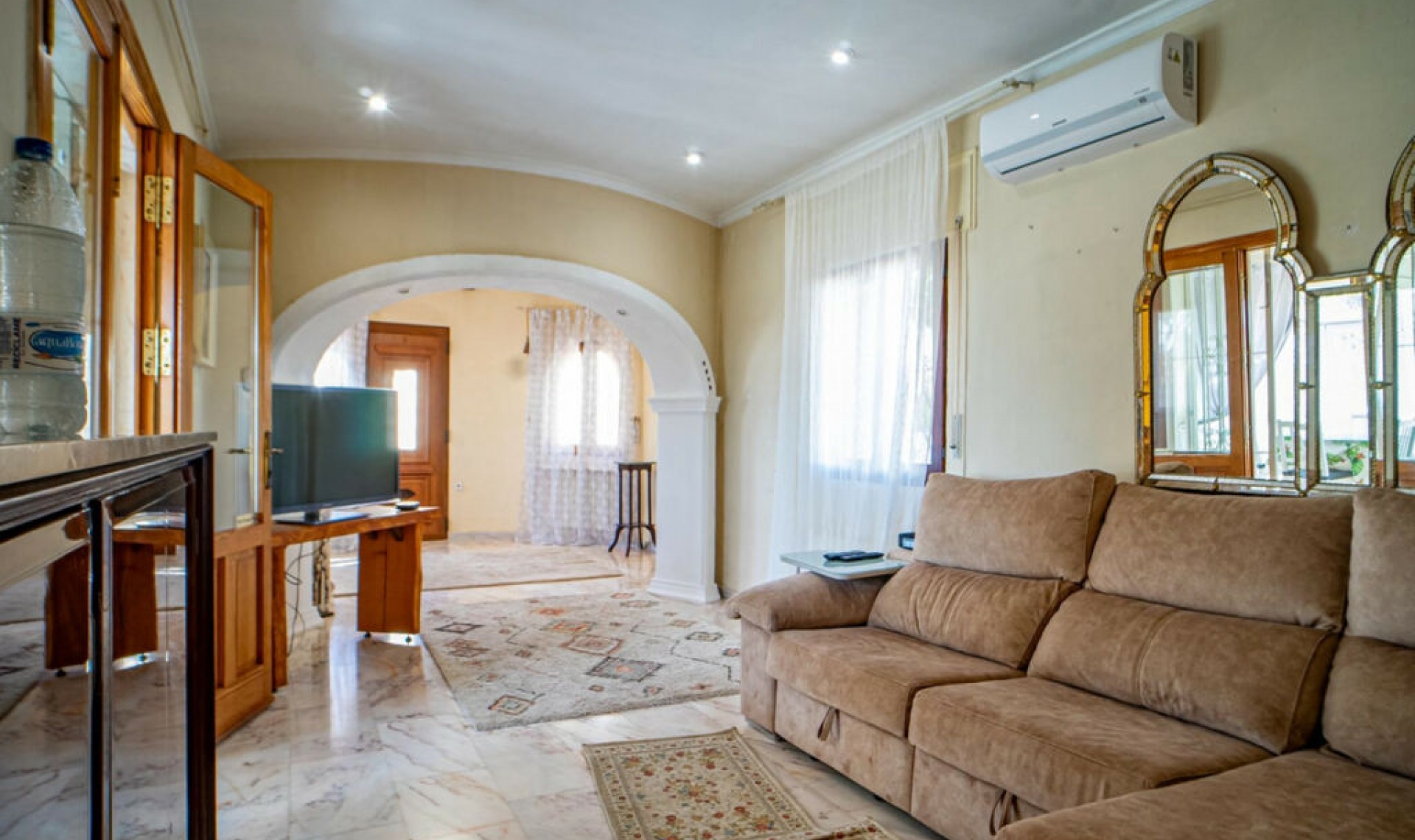 Resale - House -
Benissa