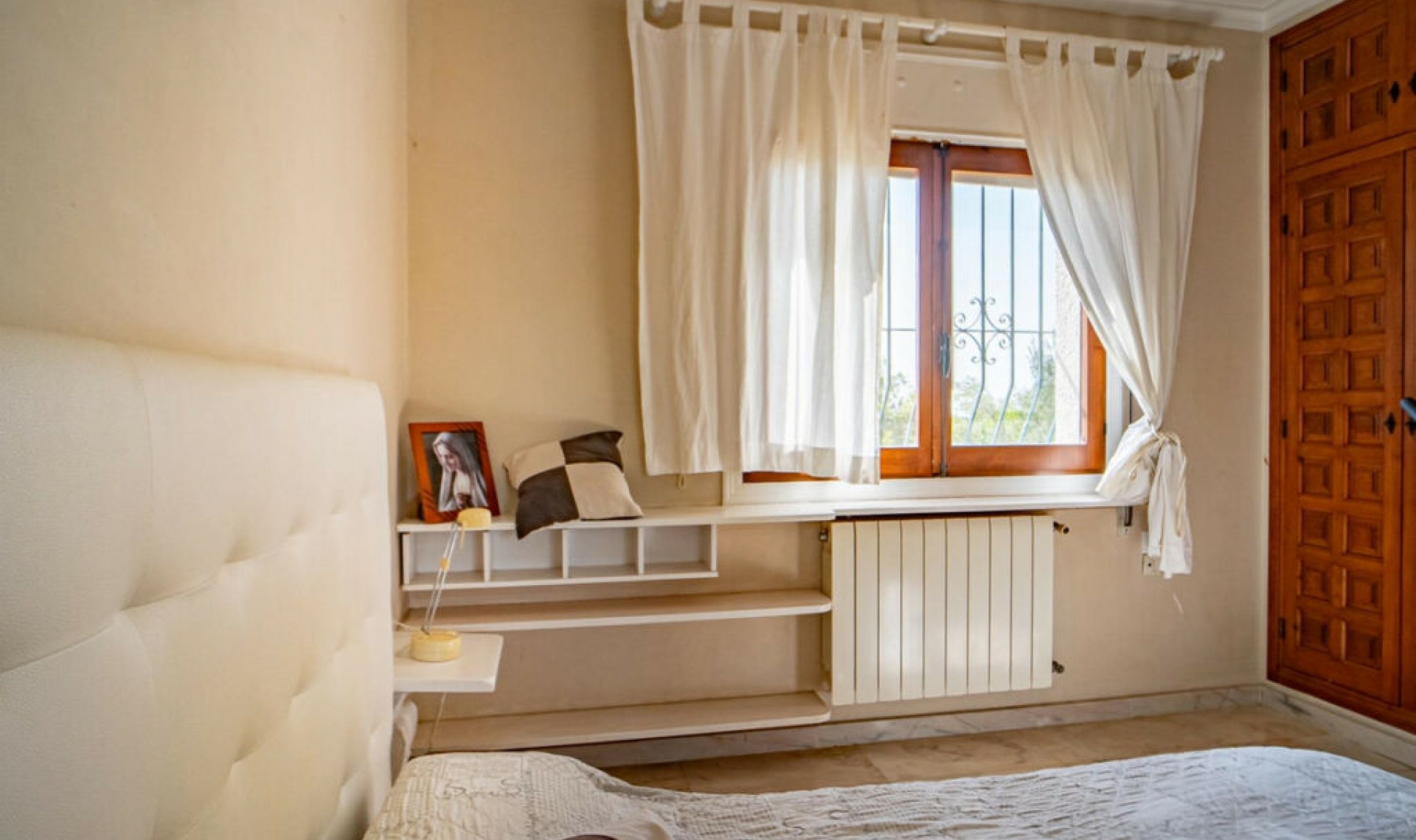 Resale - House -
Benissa