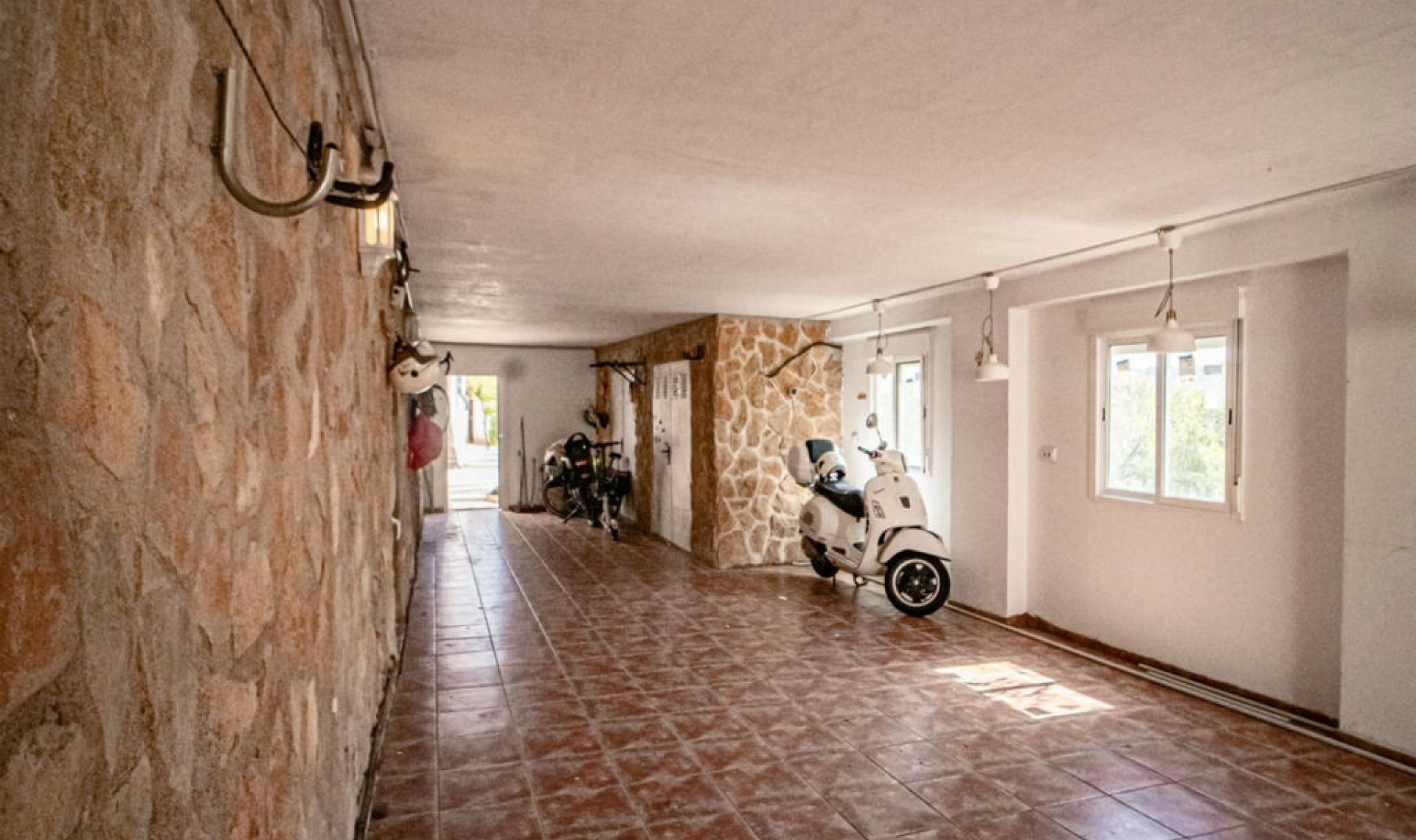 Resale - House -
Benissa