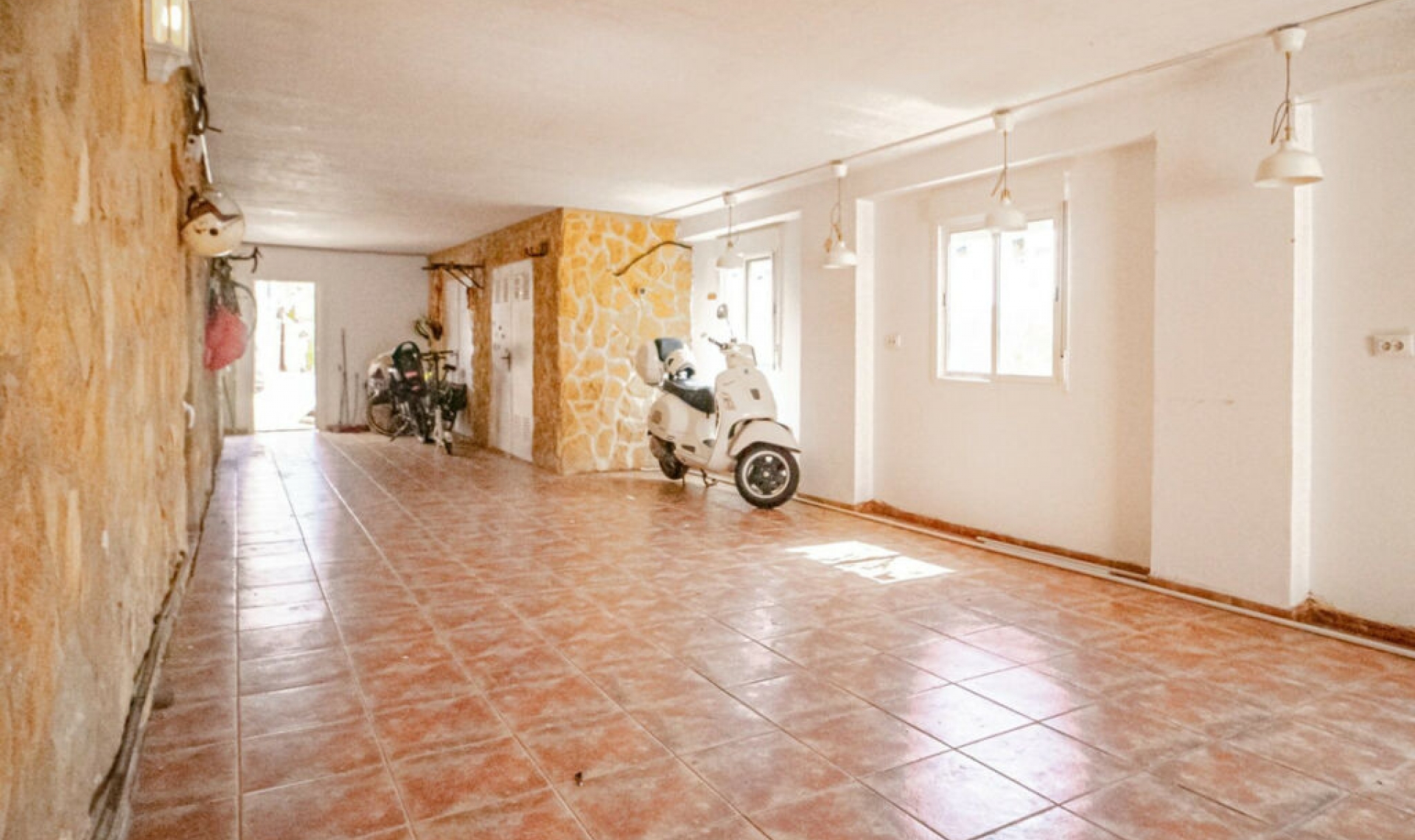 Resale - House -
Benissa