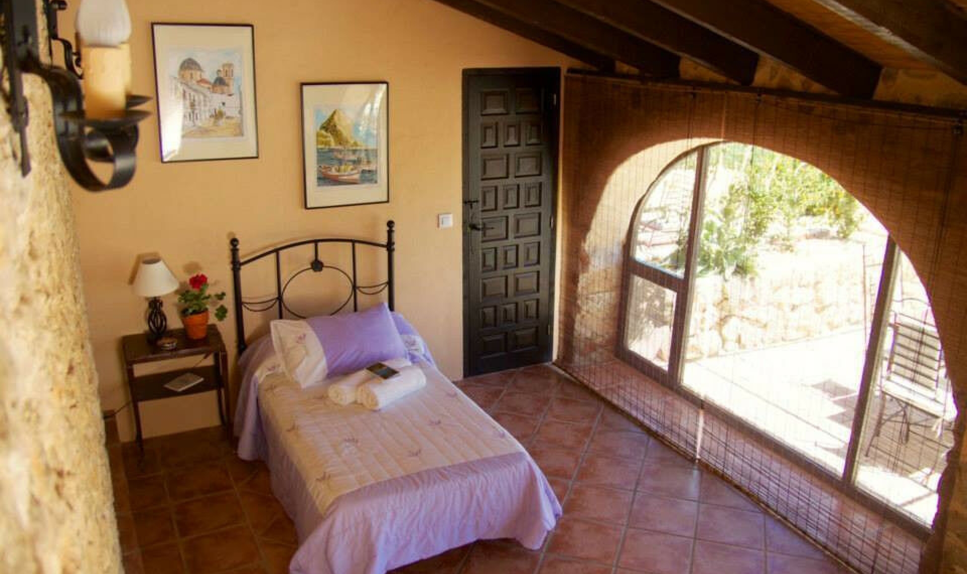 Resale - House -
Benissa