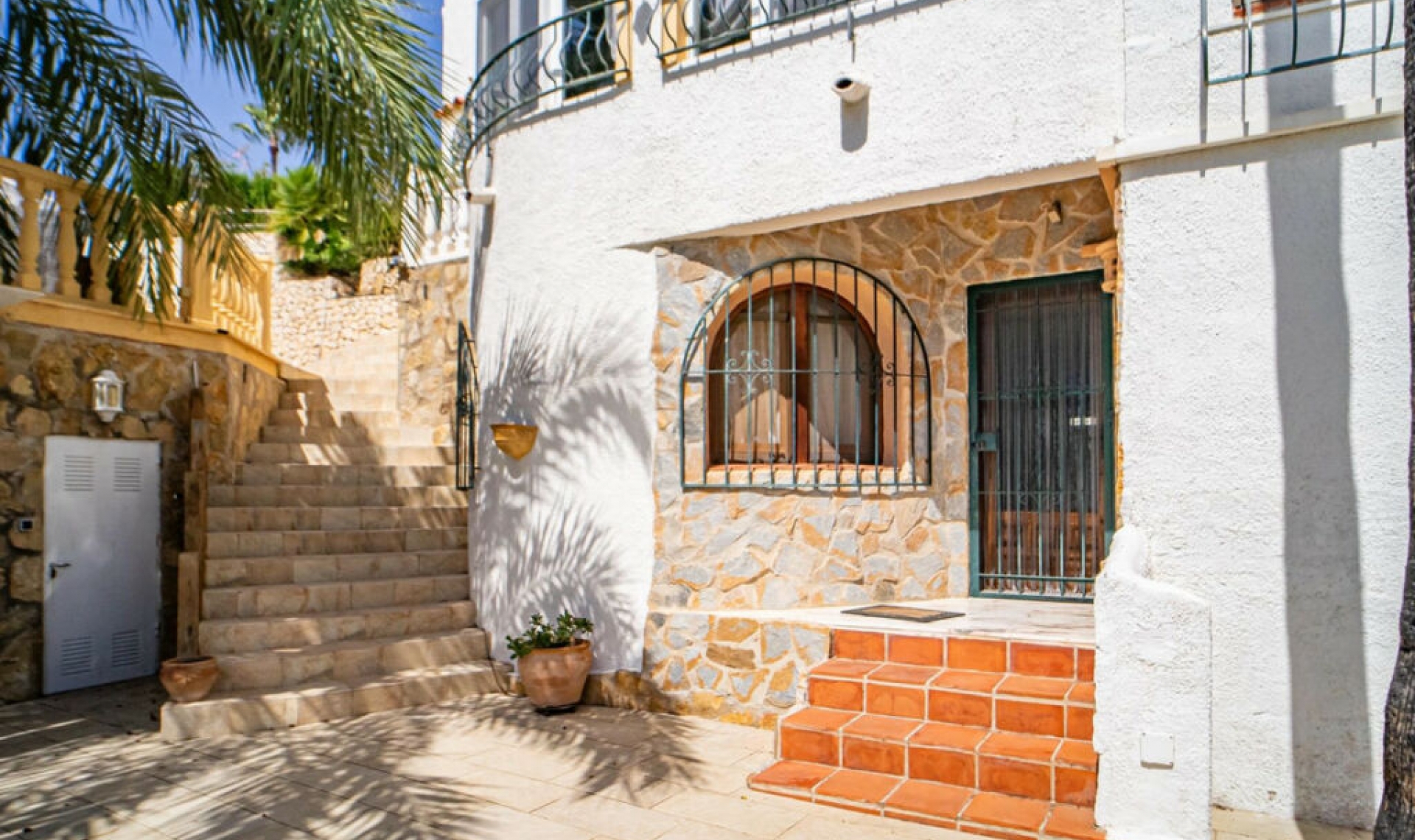 Resale - House -
Benissa