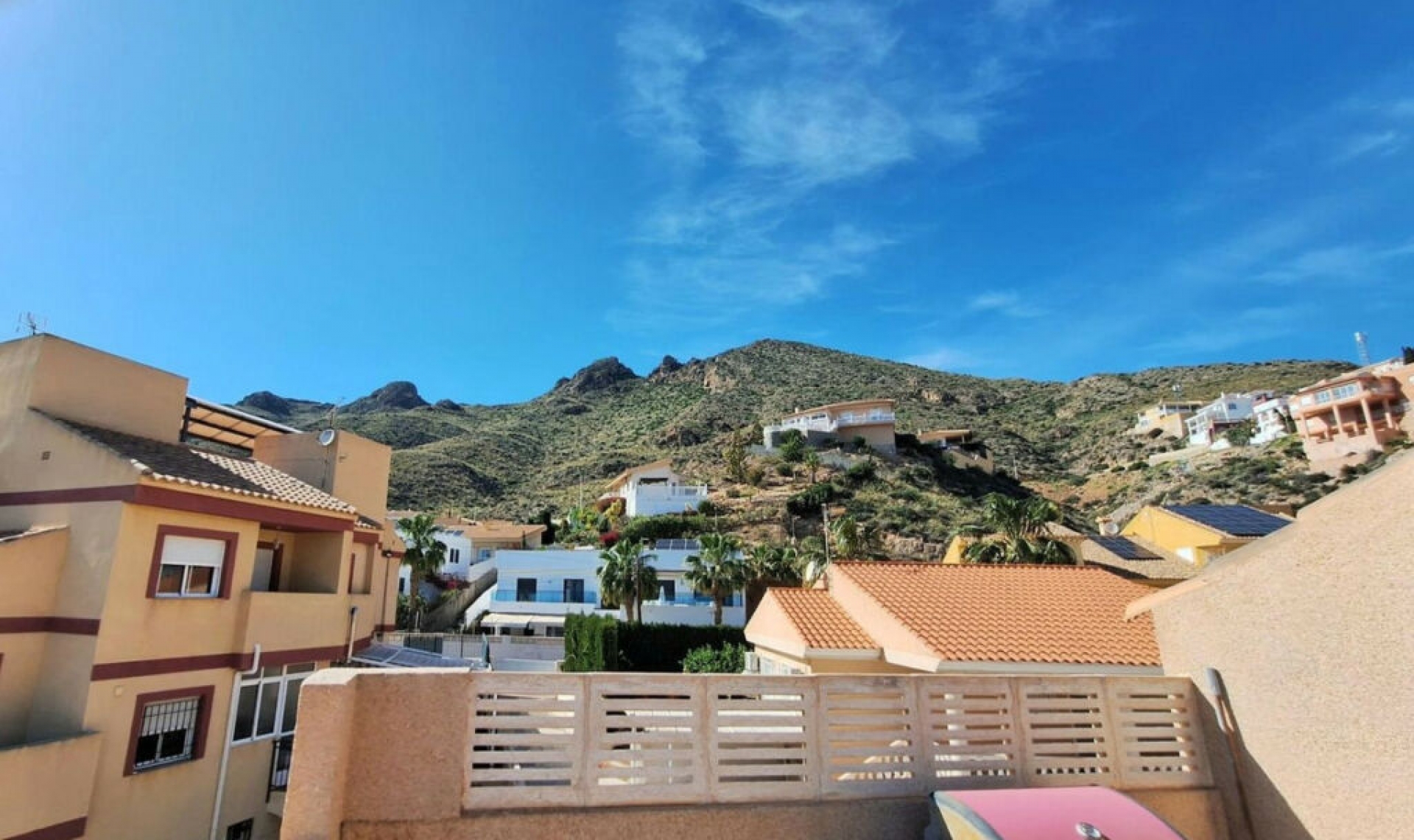 Resale - House -
Bolnuevo