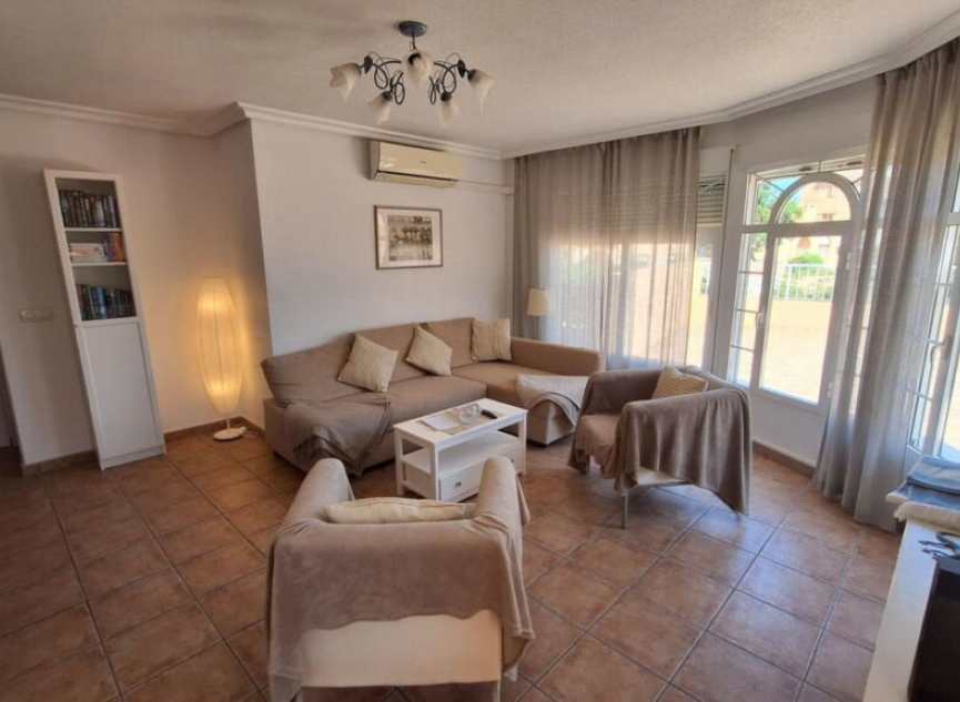 Resale - House -
Bolnuevo