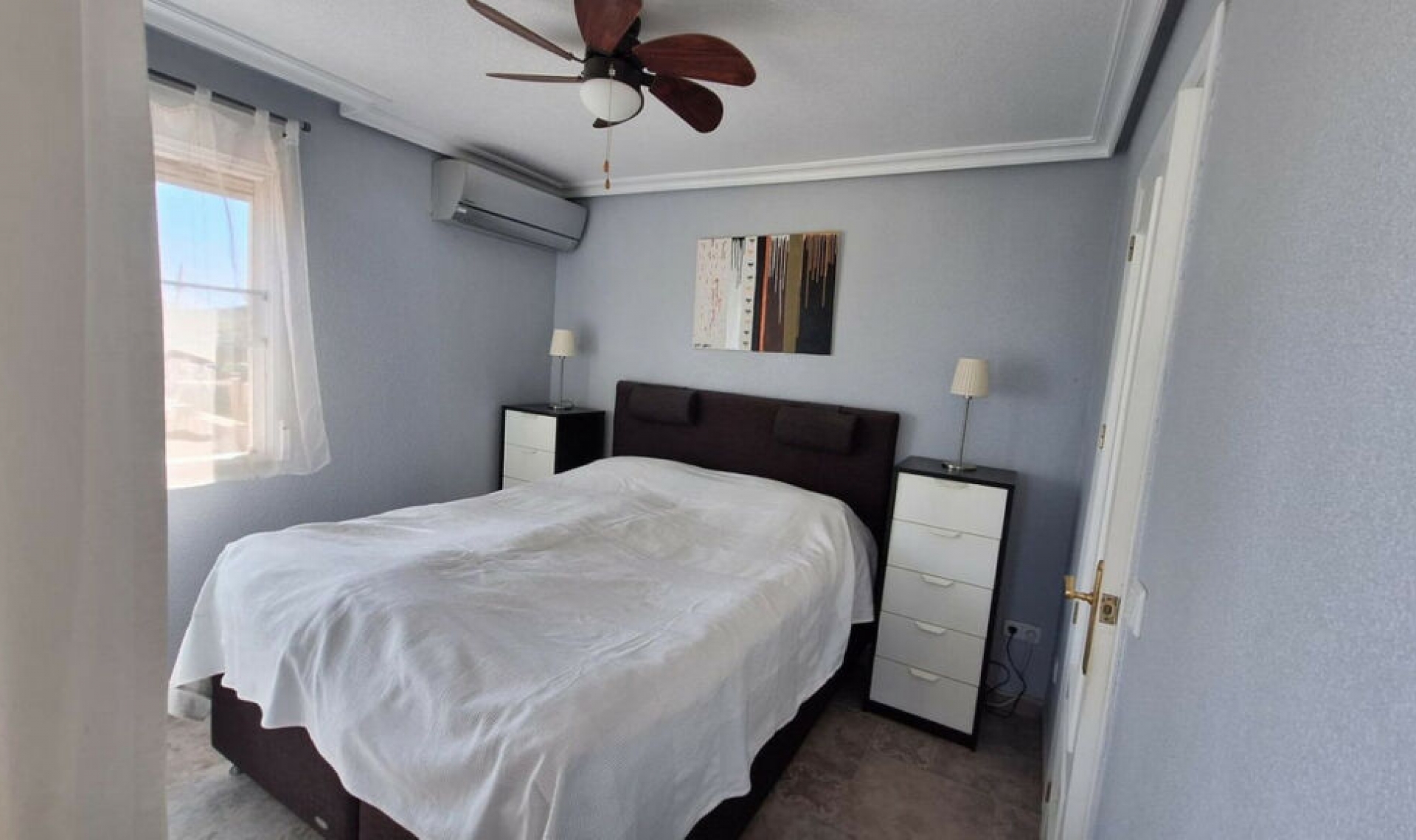 Resale - House -
Bolnuevo
