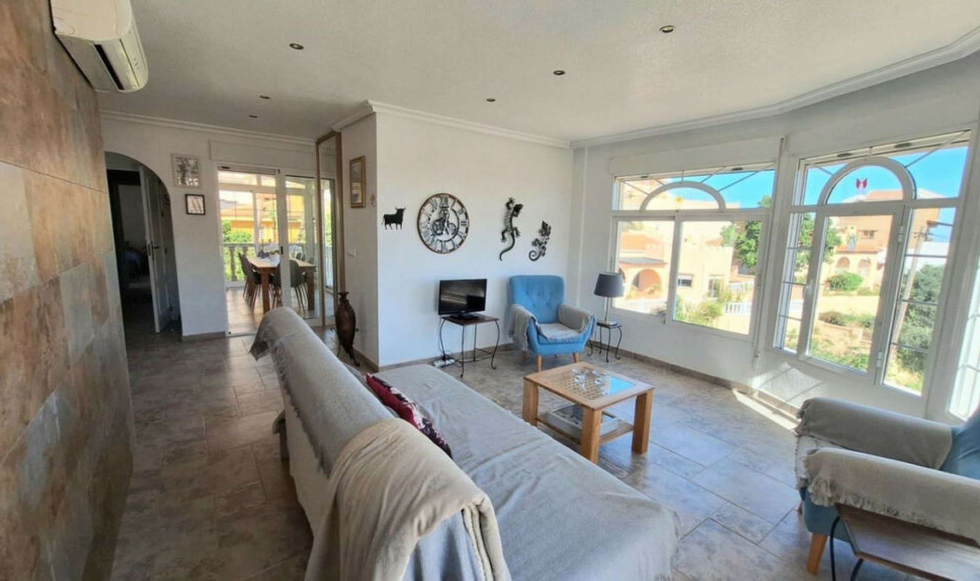 Resale - House -
Bolnuevo