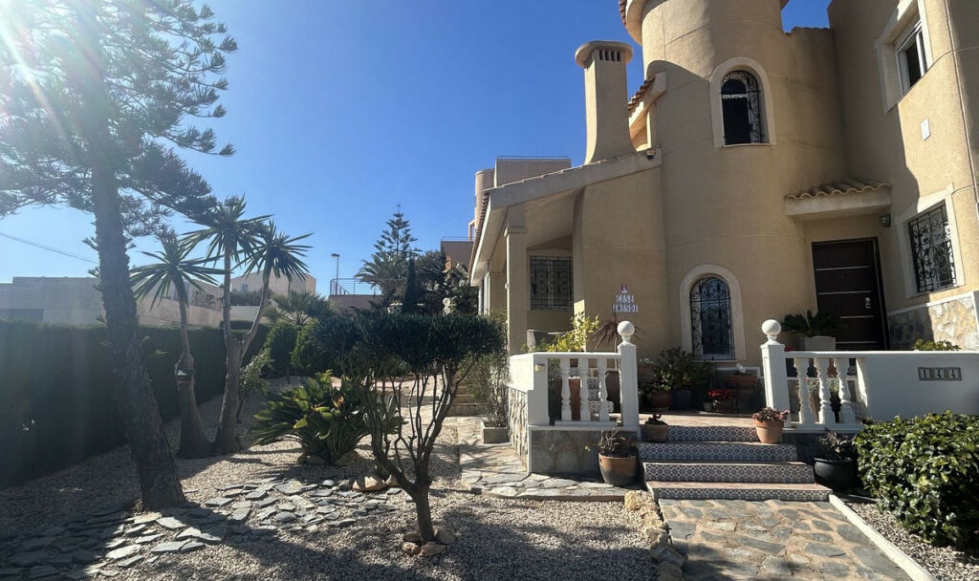 Resale - House -
Cabo de Palos