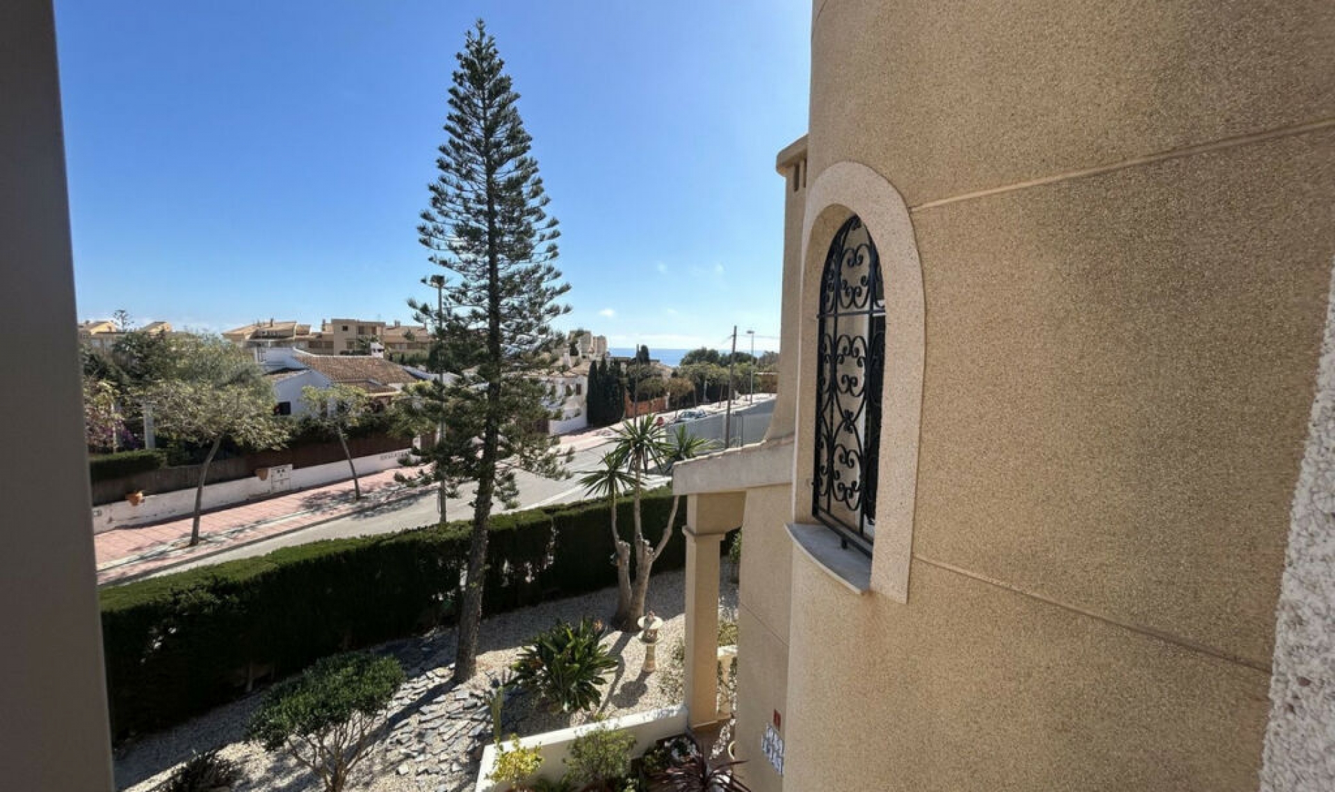 Resale - House -
Cabo de Palos