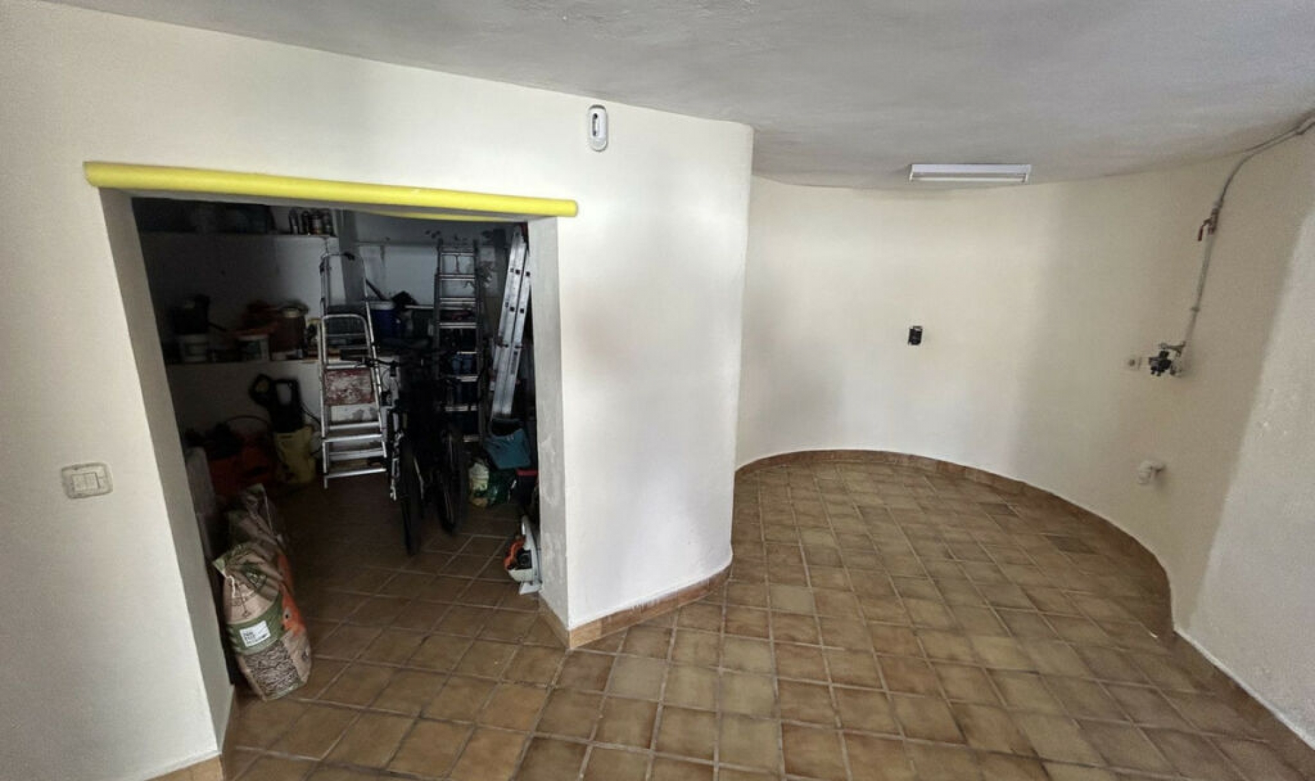 Resale - House -
Cabo de Palos