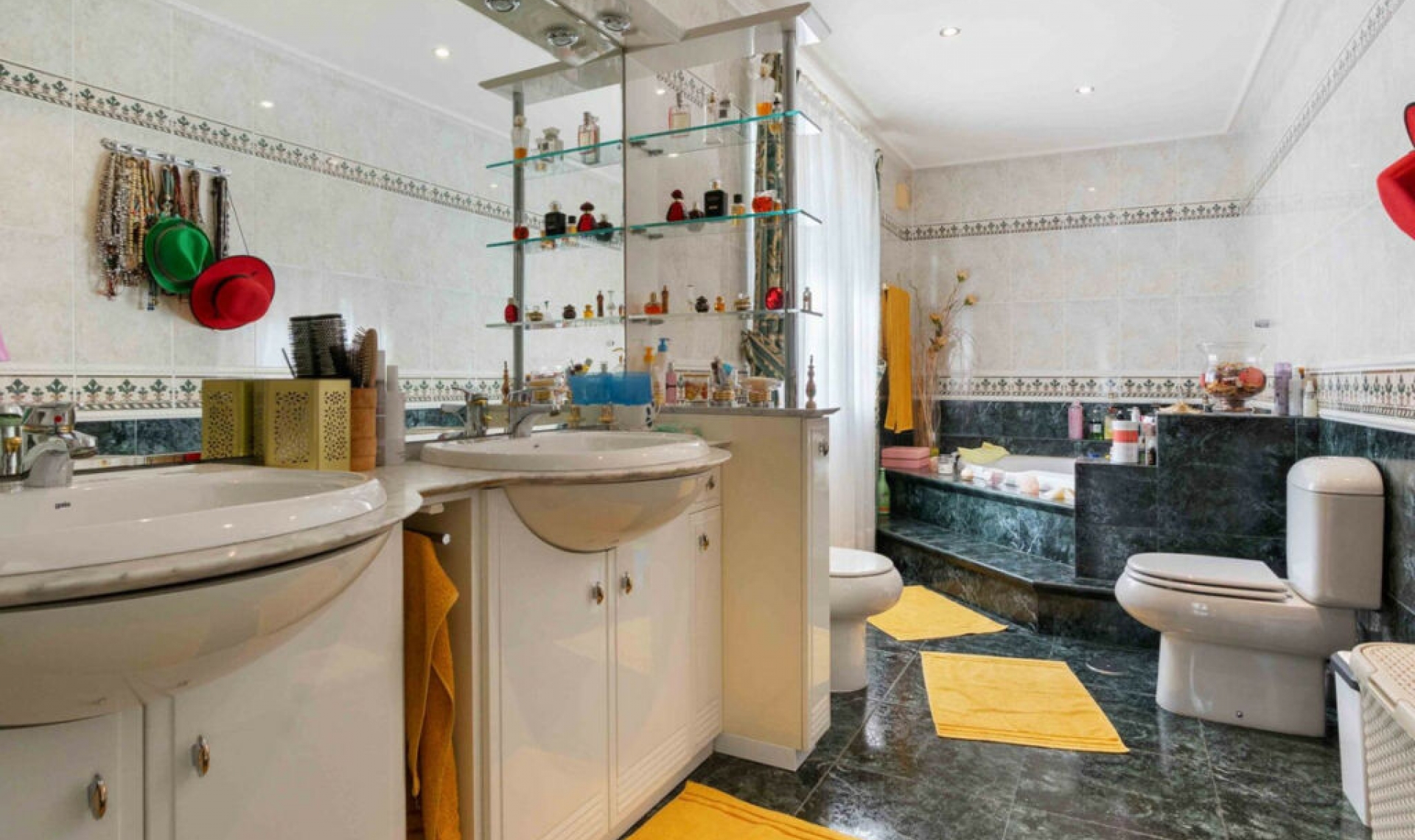 Resale - House -
Cabo Roig