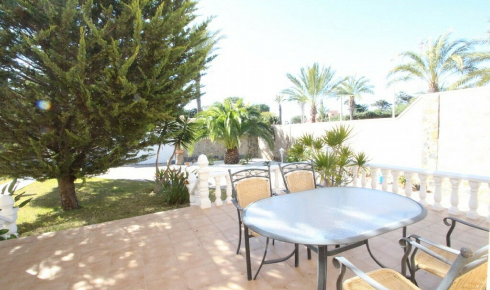 Resale - House -
Cabo Roig