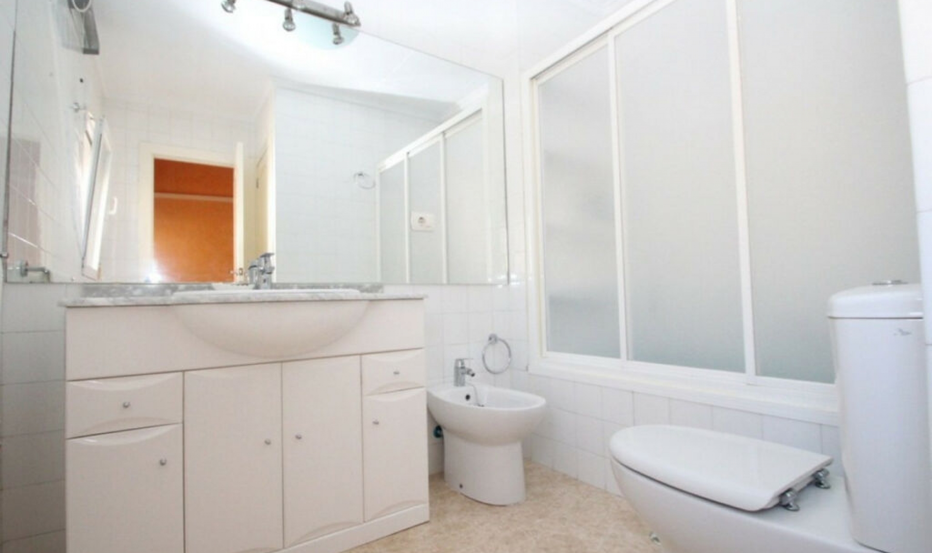 Resale - House -
Cabo Roig