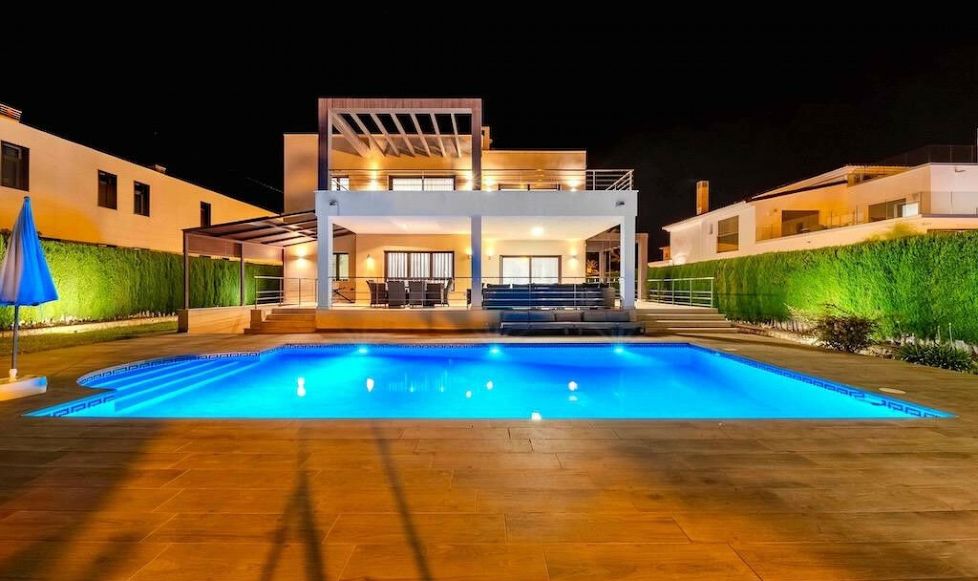 Resale - House -
Cabo Roig