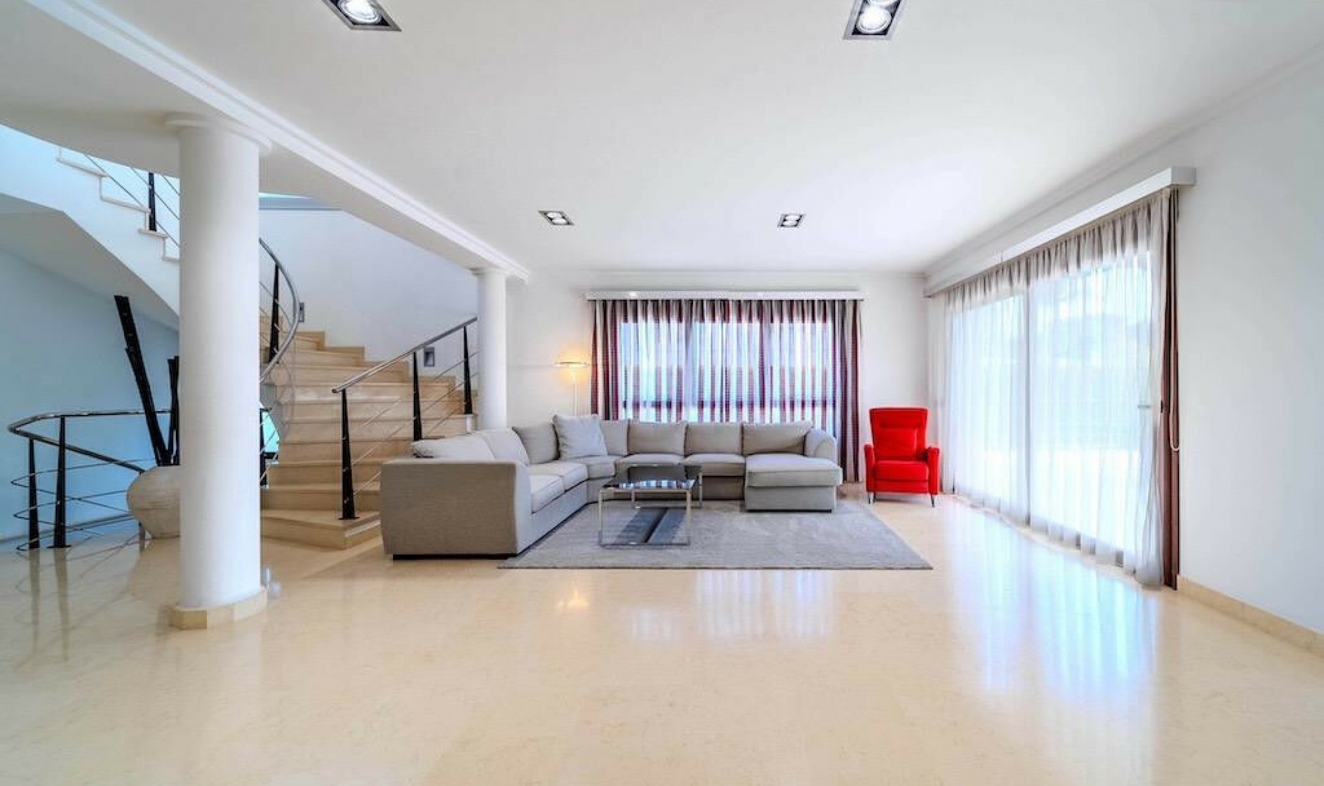 Resale - House -
Cabo Roig