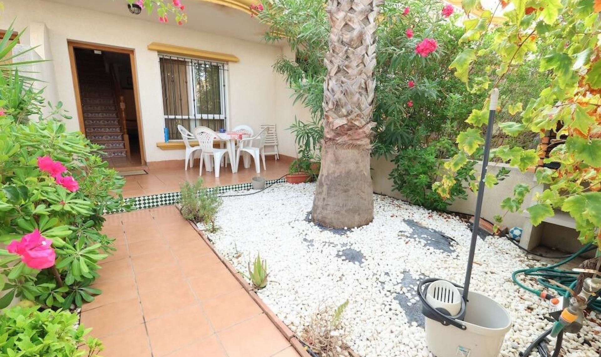 Resale - House -
Cabo Roig