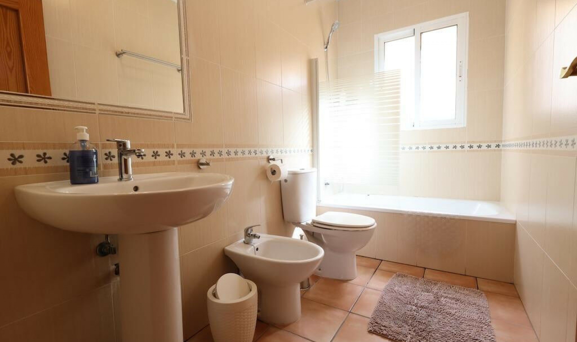 Resale - House -
Cabo Roig