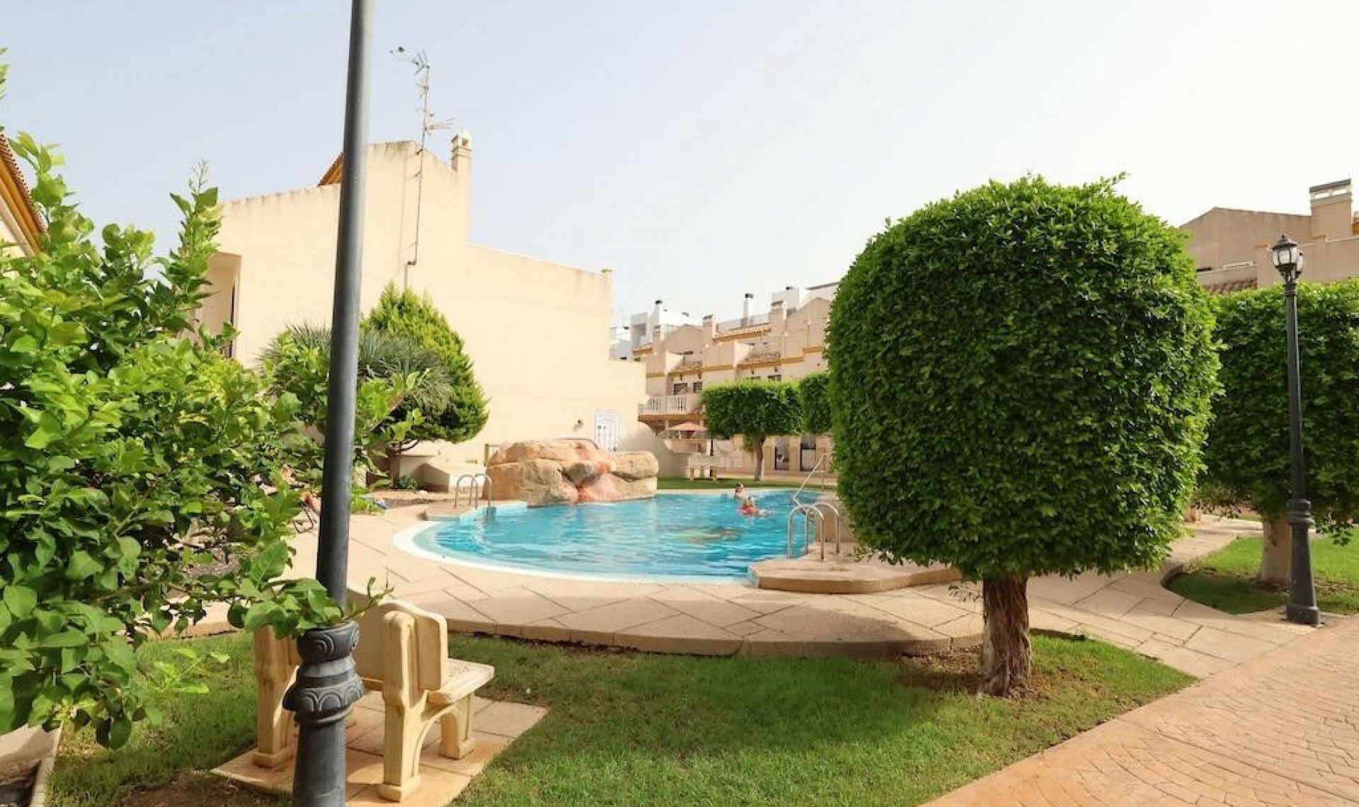 Resale - House -
Cabo Roig