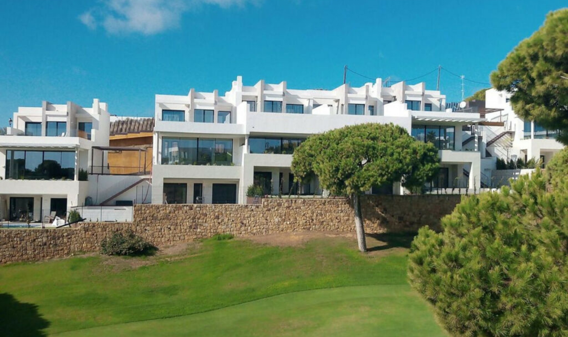 Resale - House -
Cabopino