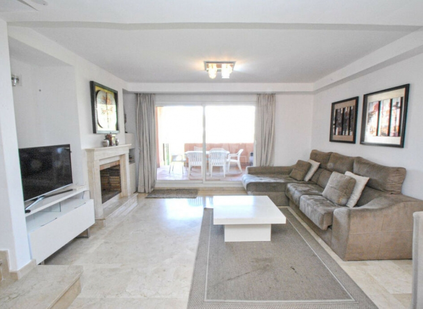 Resale - House -
Cabopino