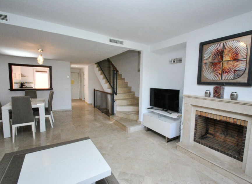 Resale - House -
Cabopino